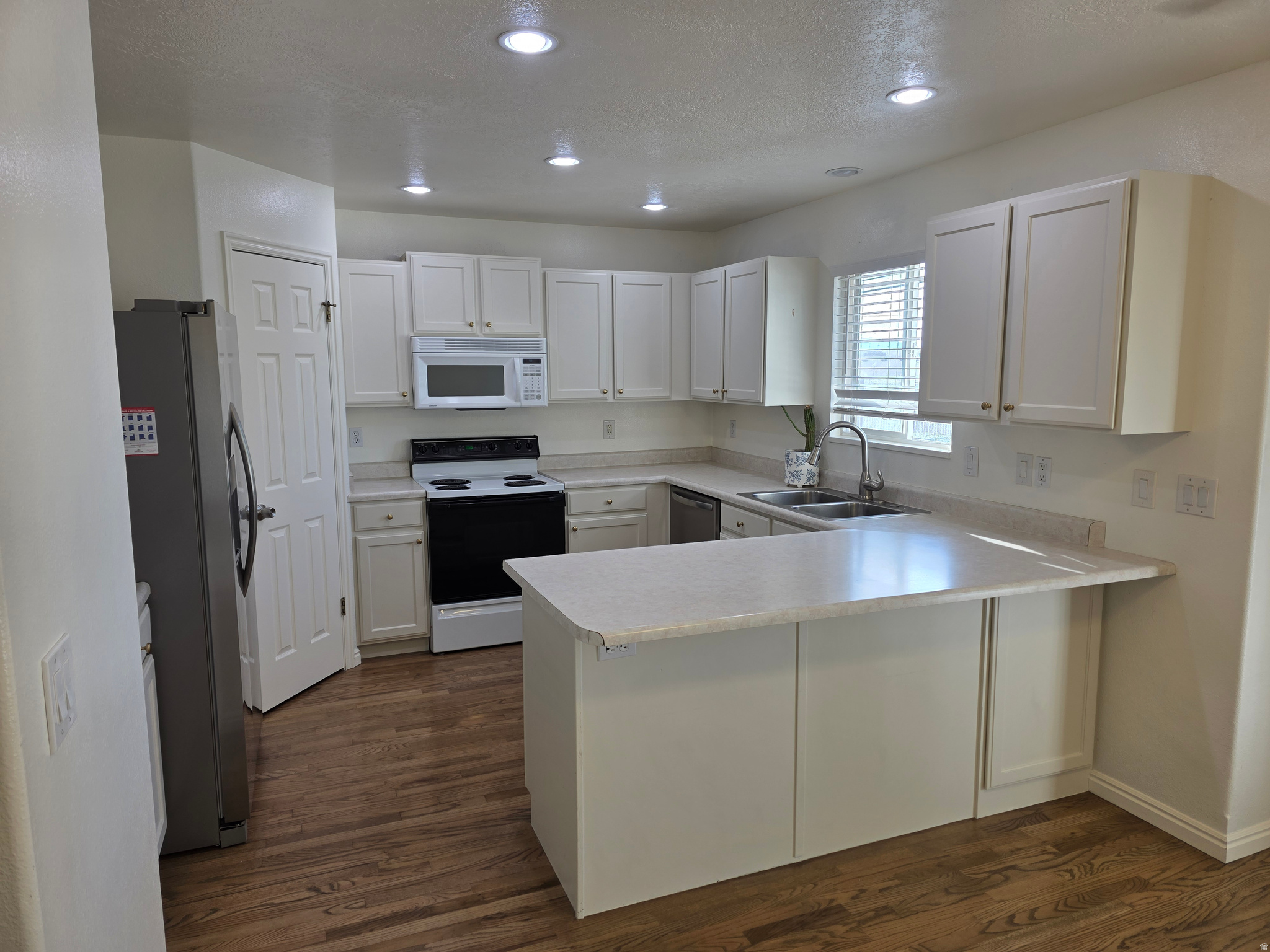 RIDGE - Residential