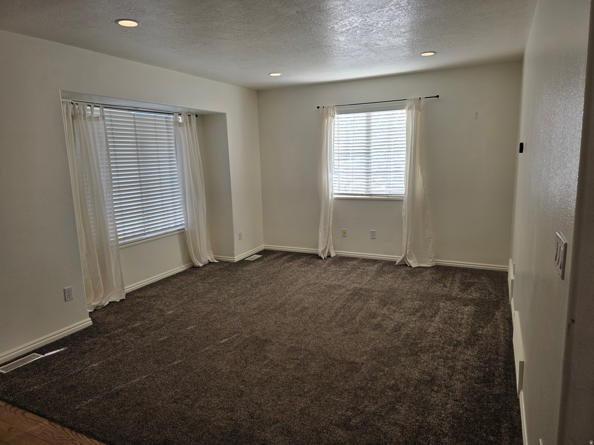 RIDGE - Residential