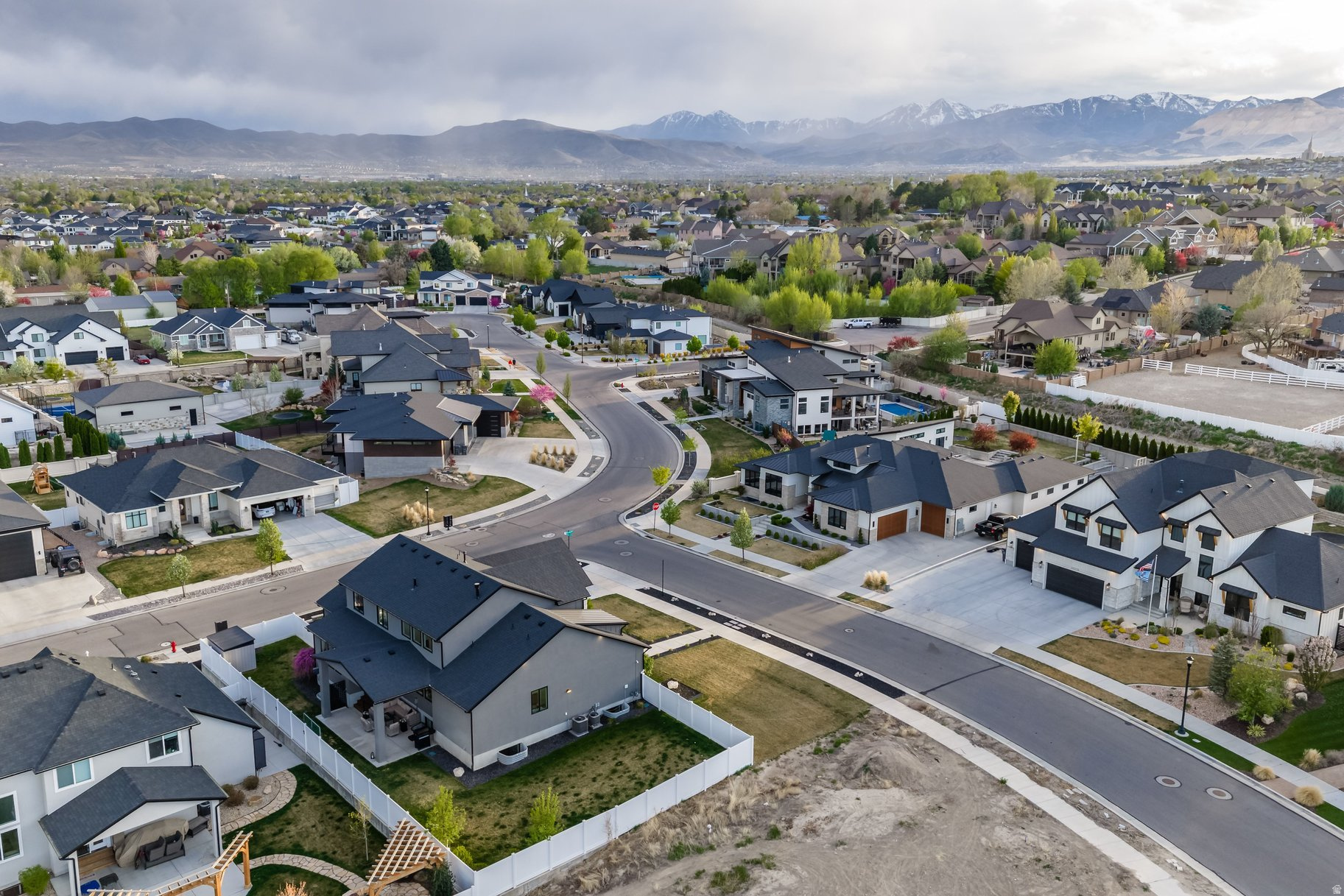 MCMULLIN ACRES - Residential