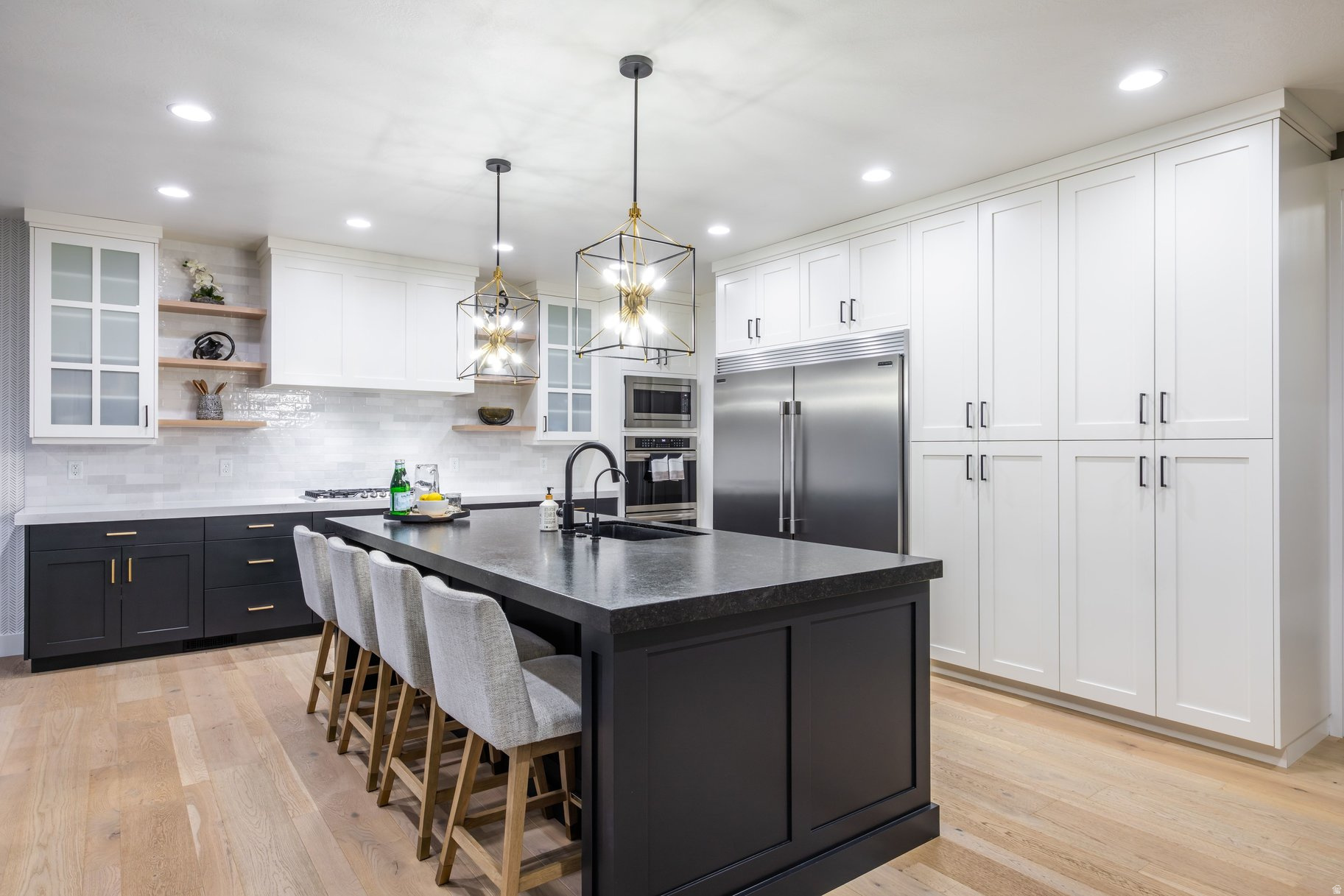 MCMULLIN ACRES - Residential