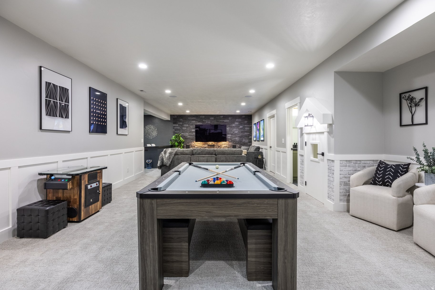 MCMULLIN ACRES - Residential