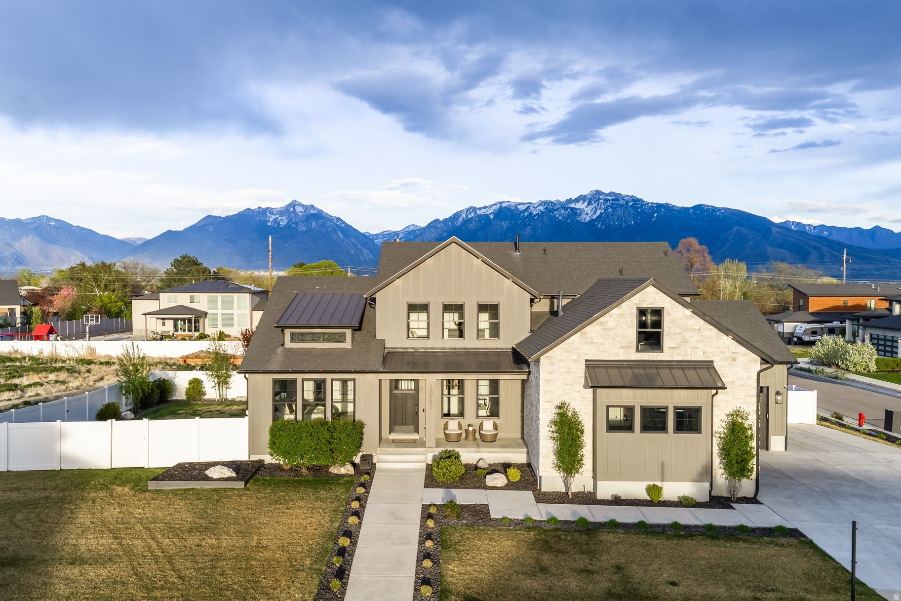 MCMULLIN ACRES - Residential