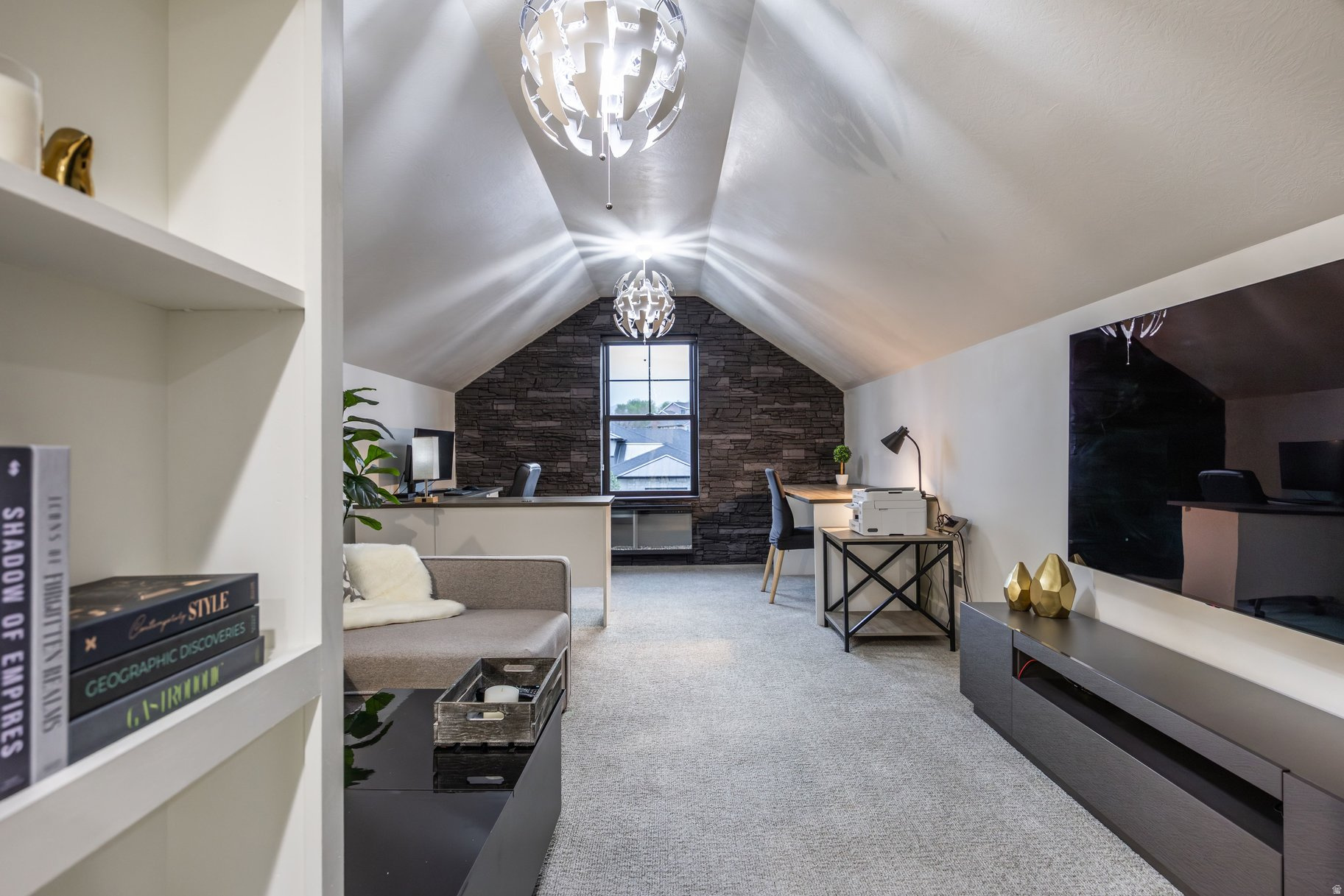 MCMULLIN ACRES - Residential
