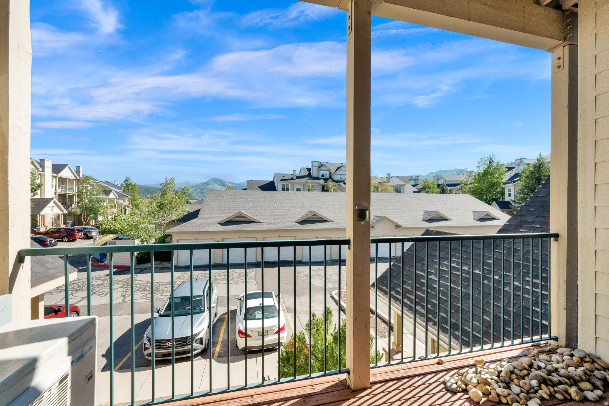 CANYON CREEK - Residential