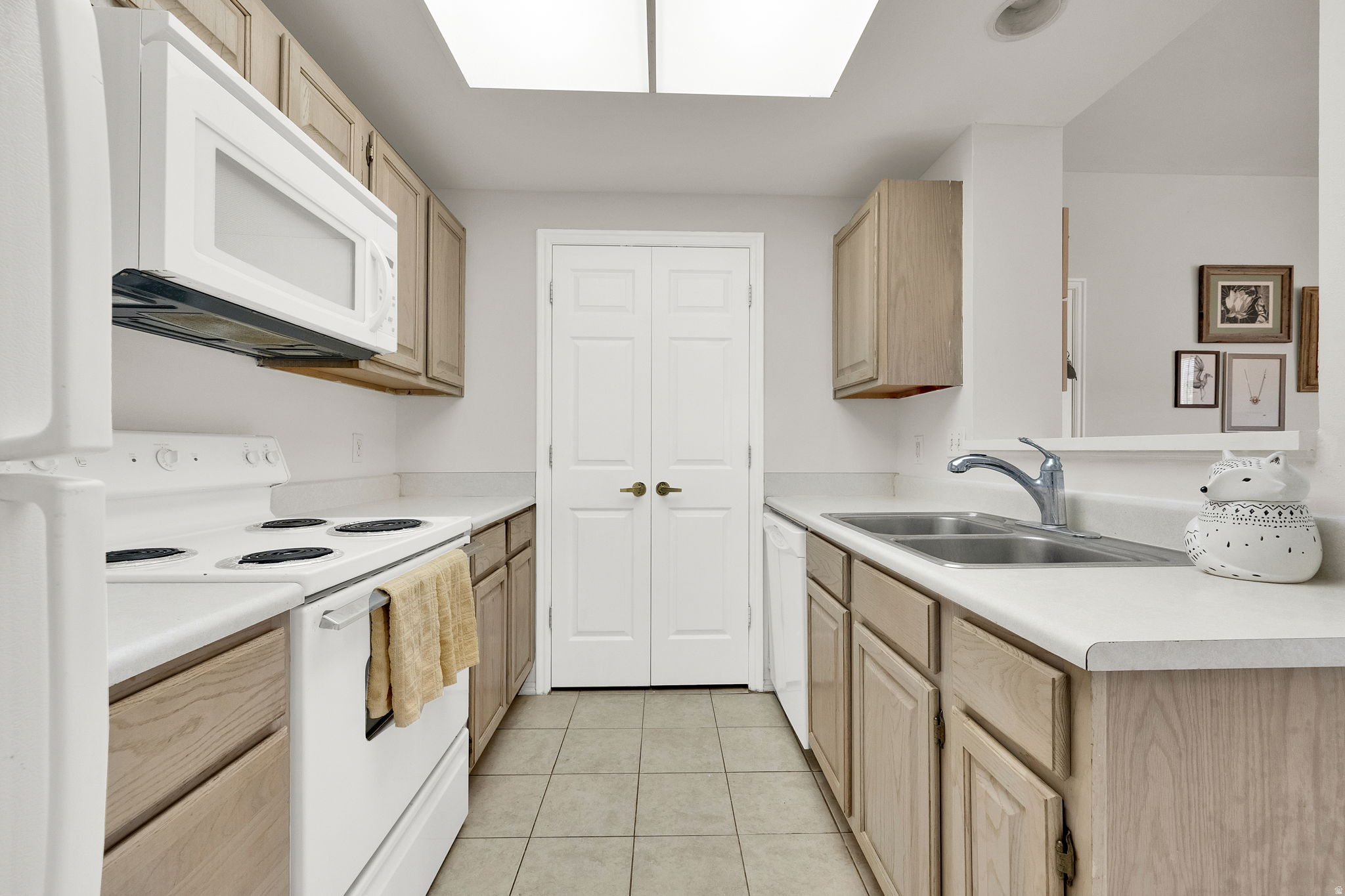 CANYON CREEK - Residential
