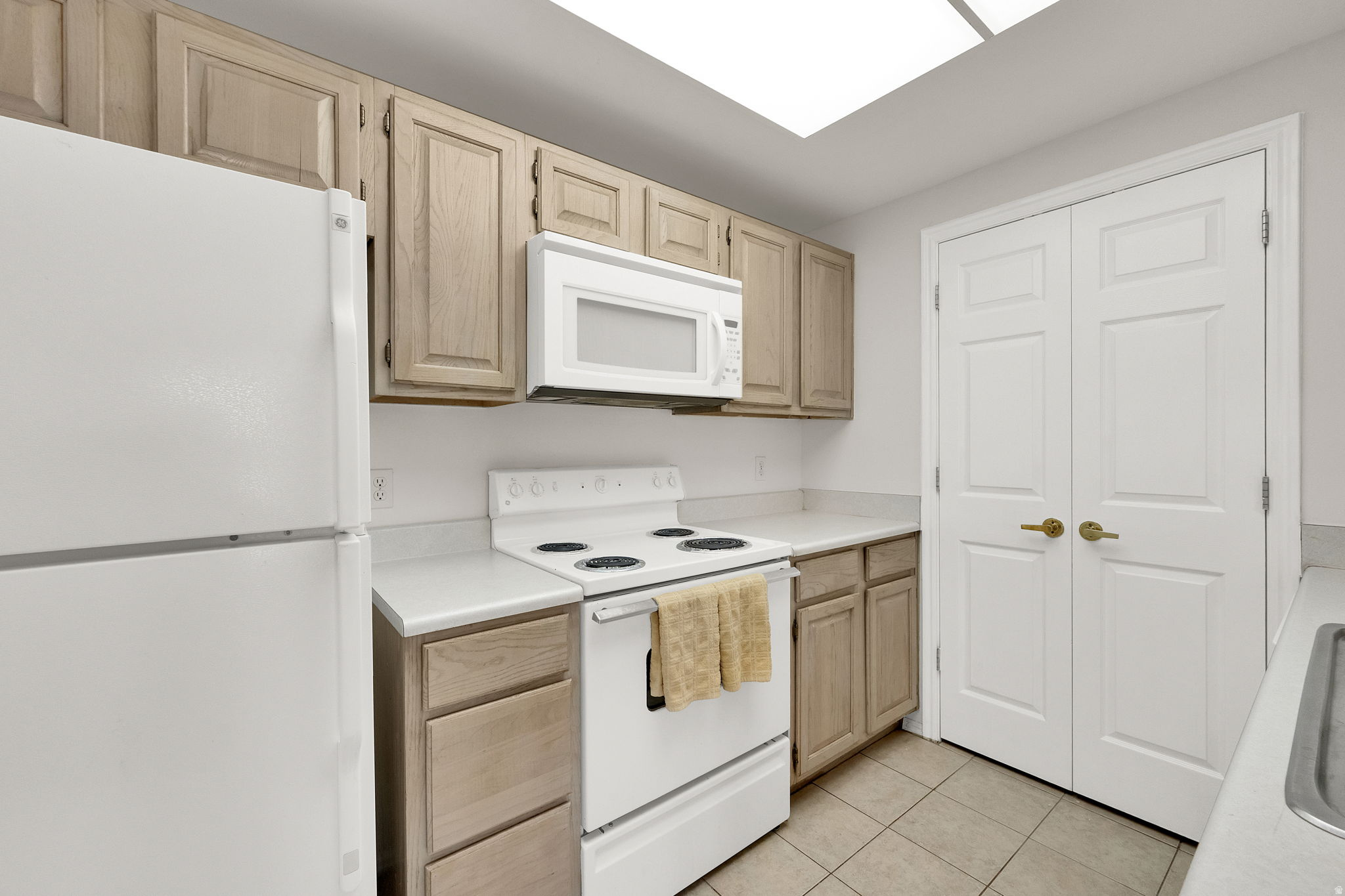 CANYON CREEK - Residential