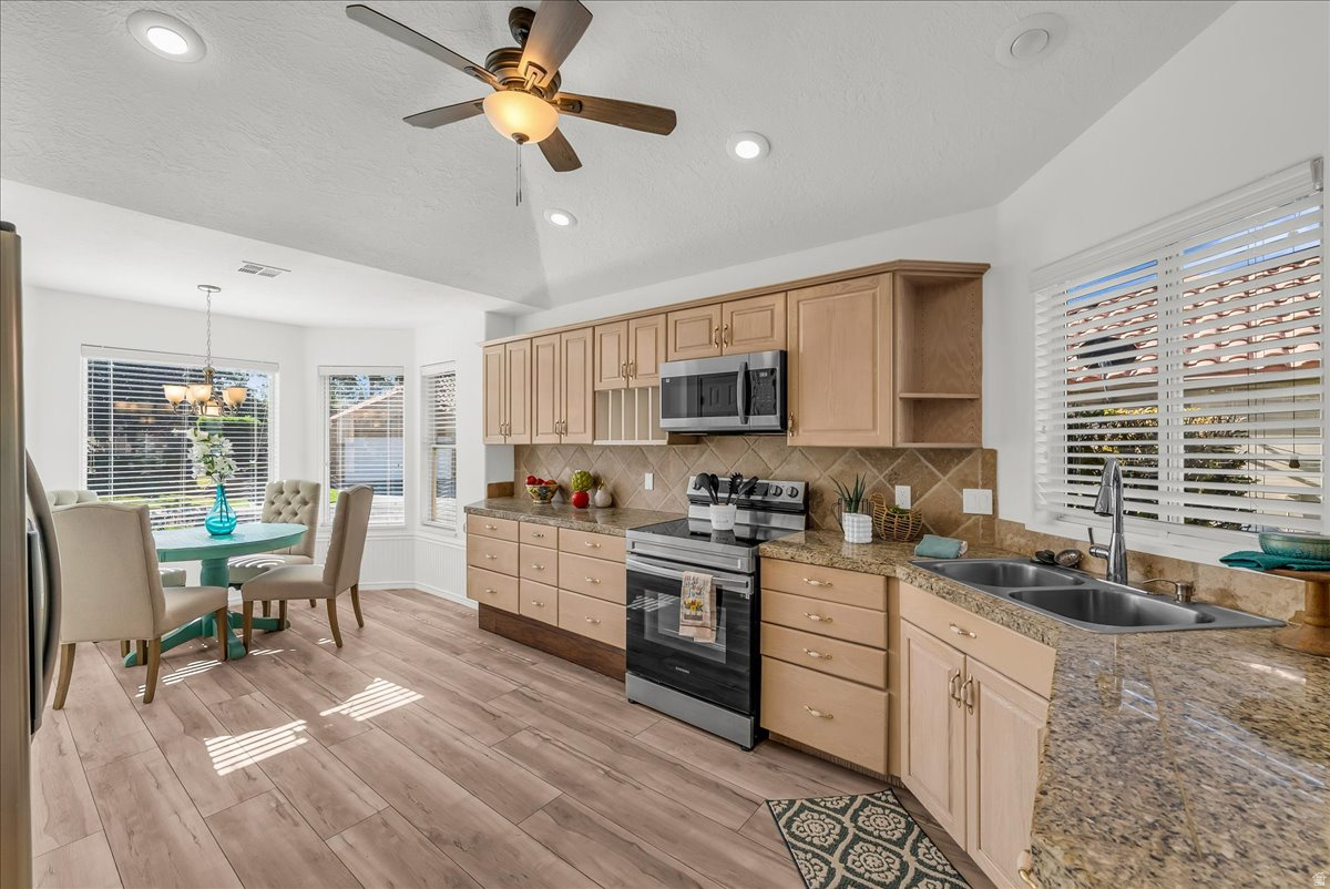 GREEN SPRINGS GARDEN HOMES - Residential