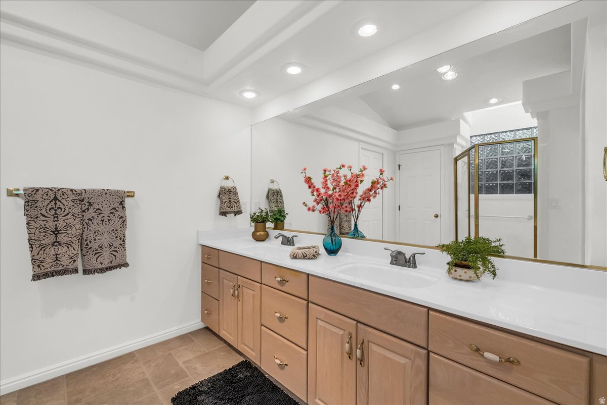 GREEN SPRINGS GARDEN HOMES - Residential
