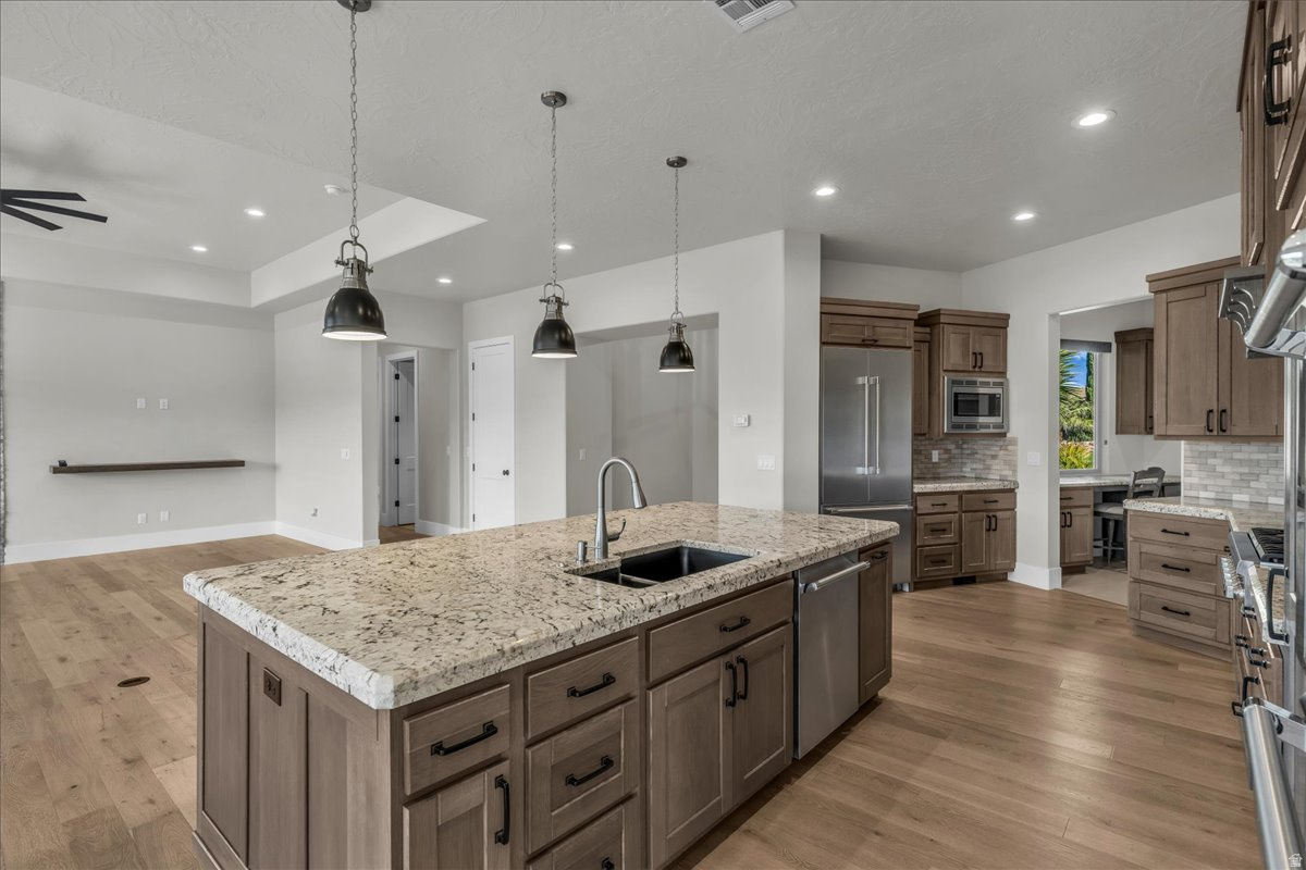 STONE CLIFF - Residential