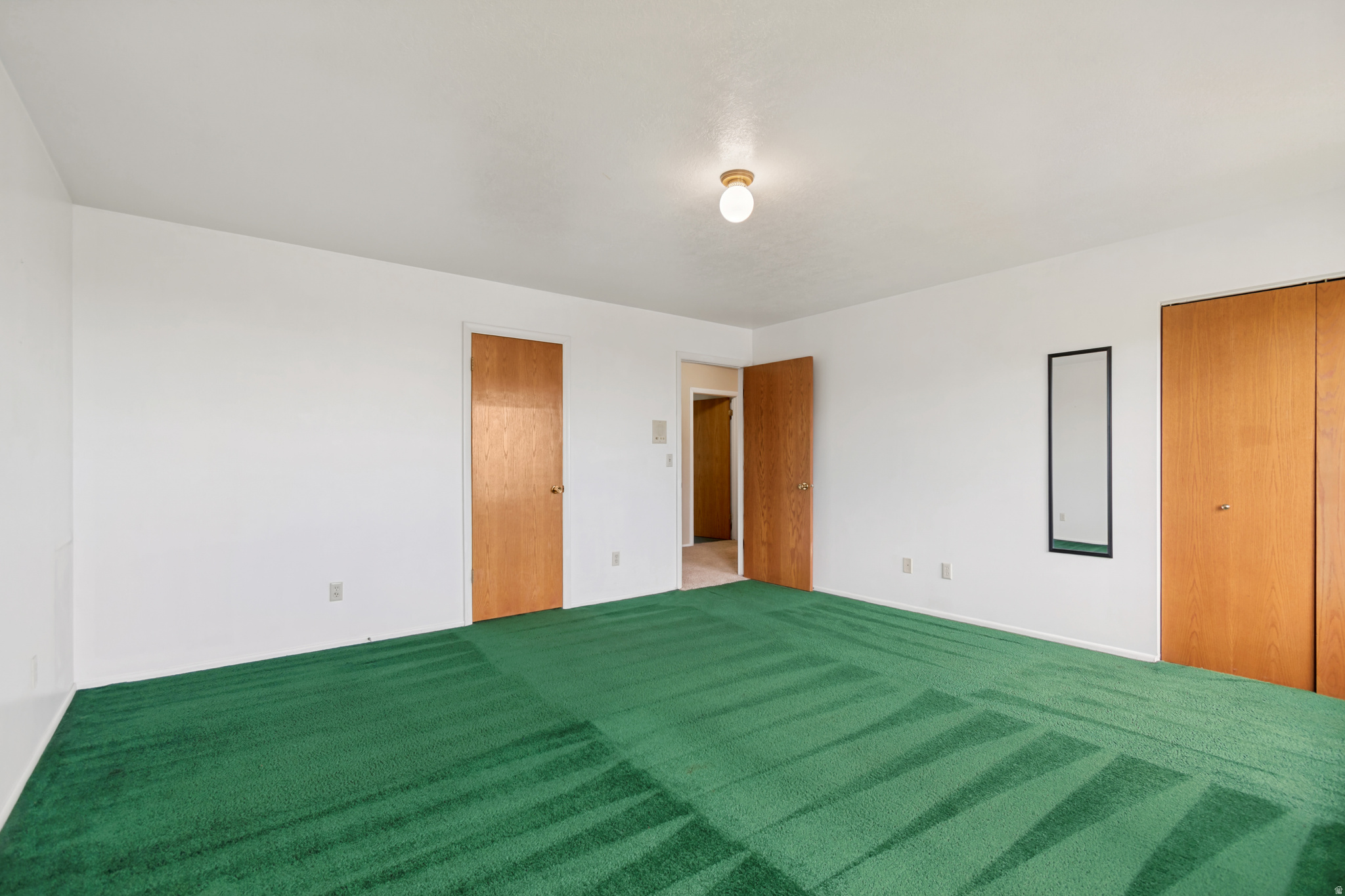 GORDON HOLLOWS - Residential