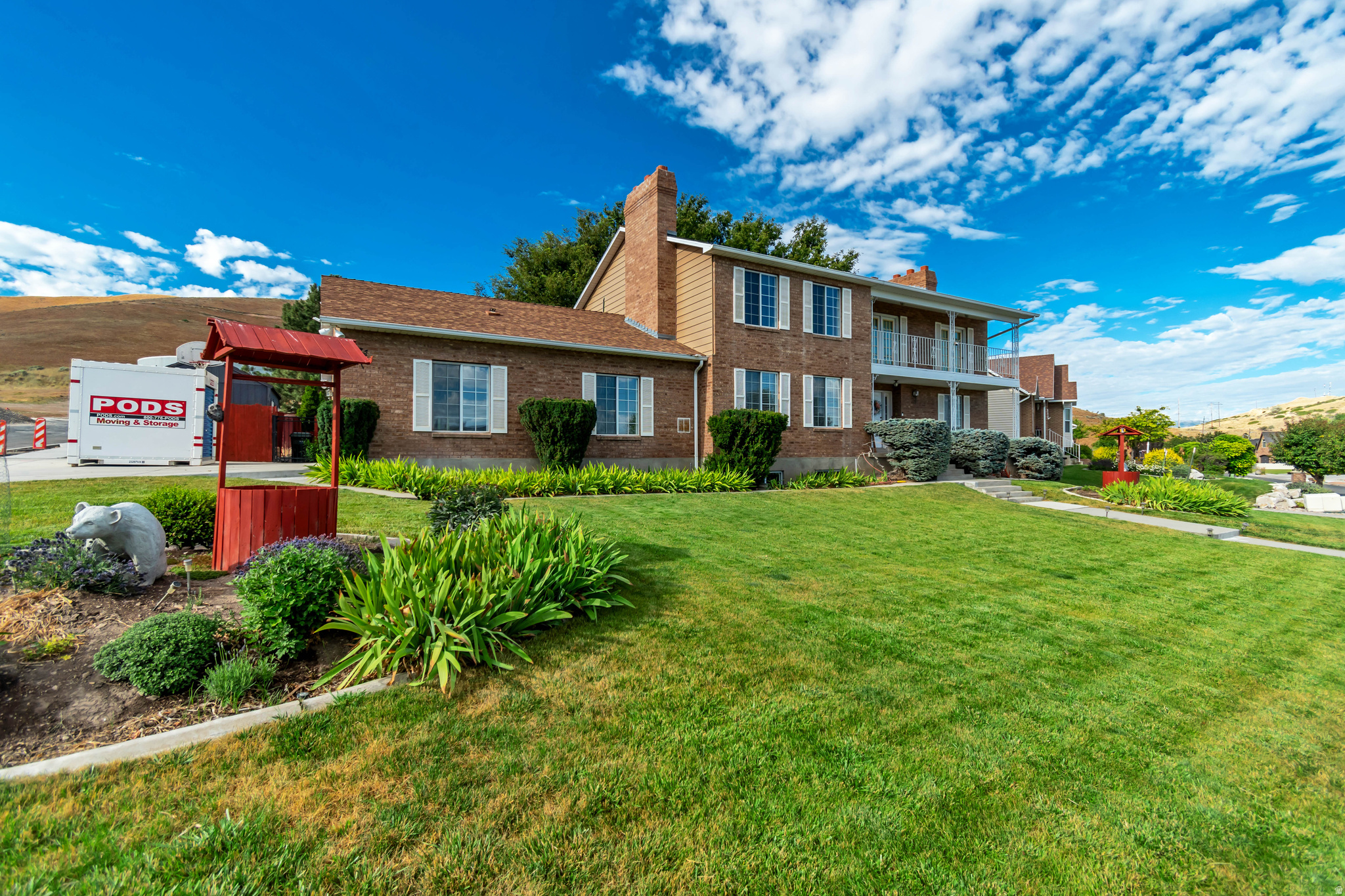 GORDON HOLLOWS - Residential