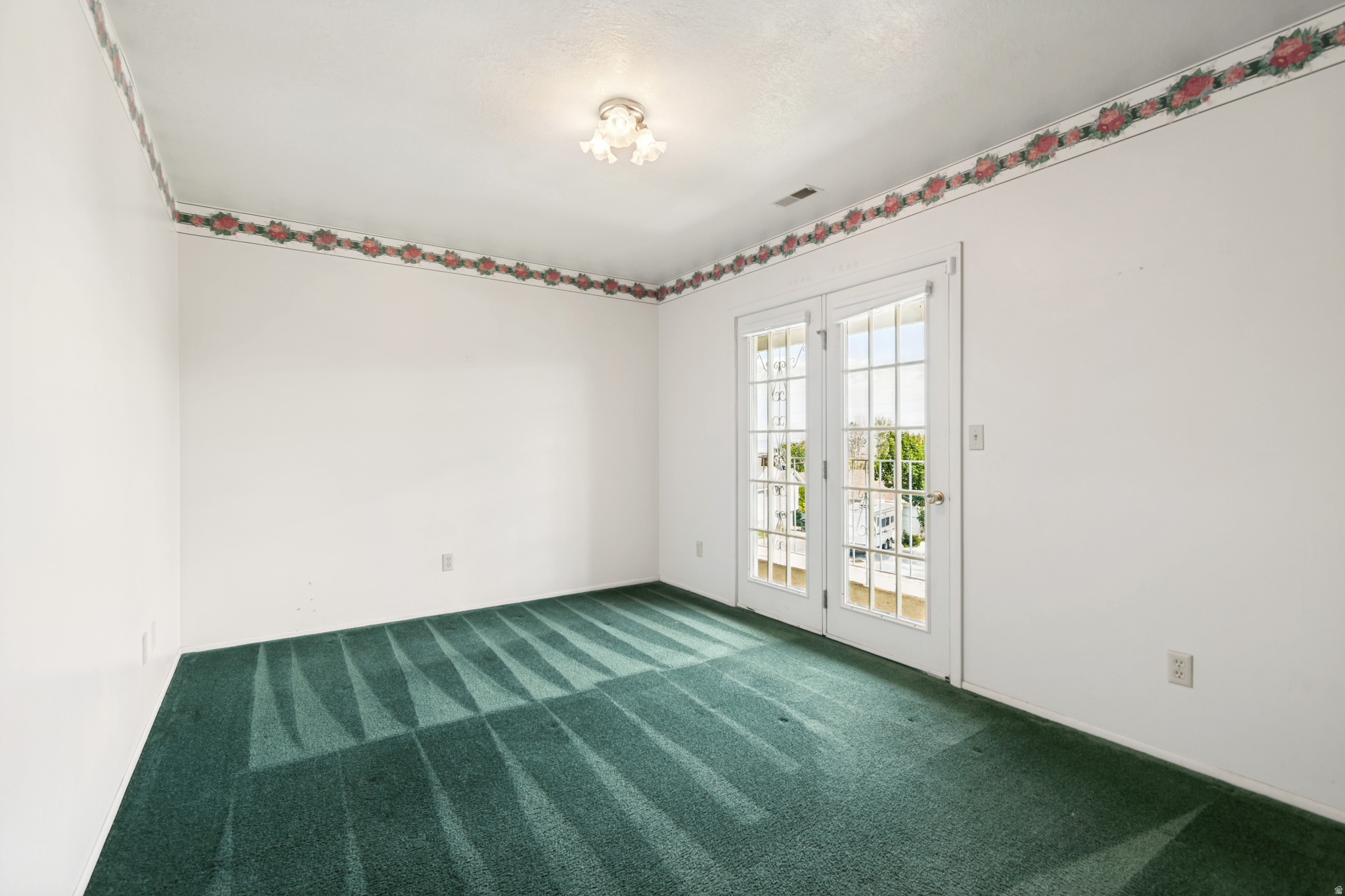 GORDON HOLLOWS - Residential