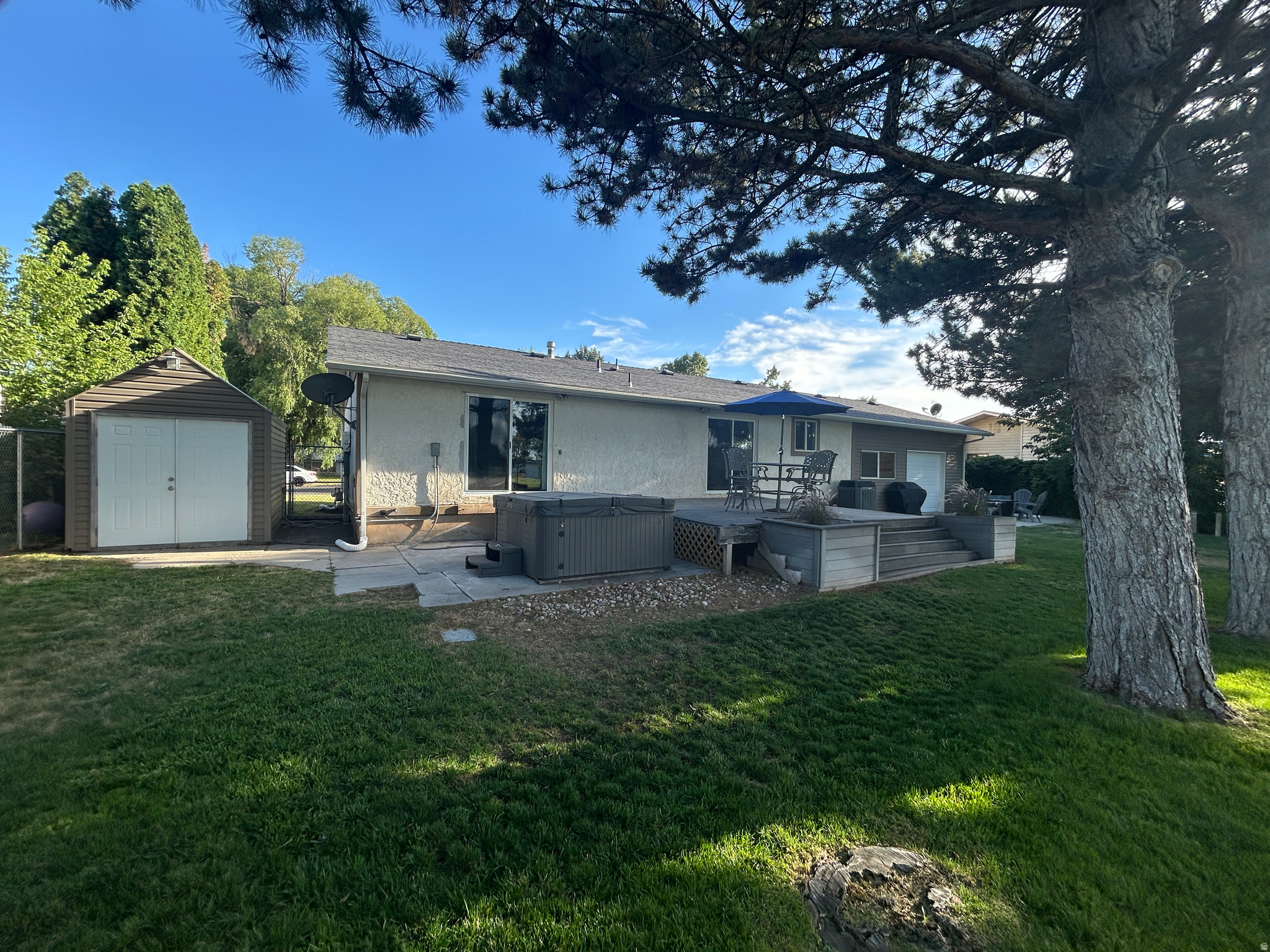 FAIRWAY ESTATES NO 2 - Residential