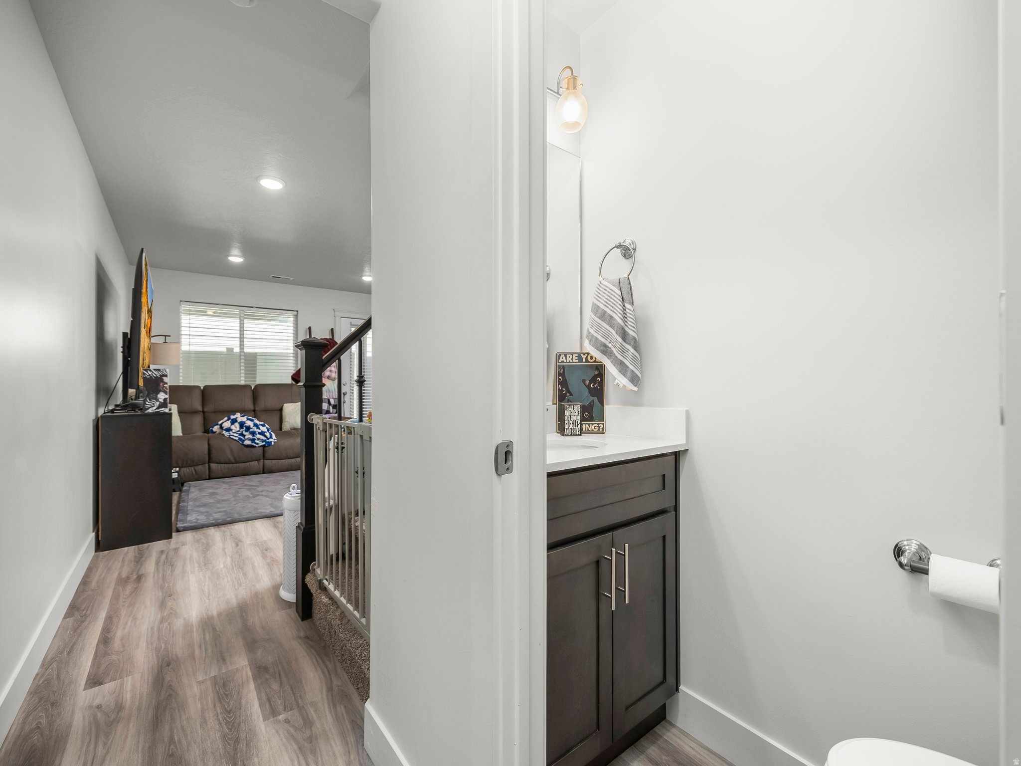ELLIES LANDING - Residential