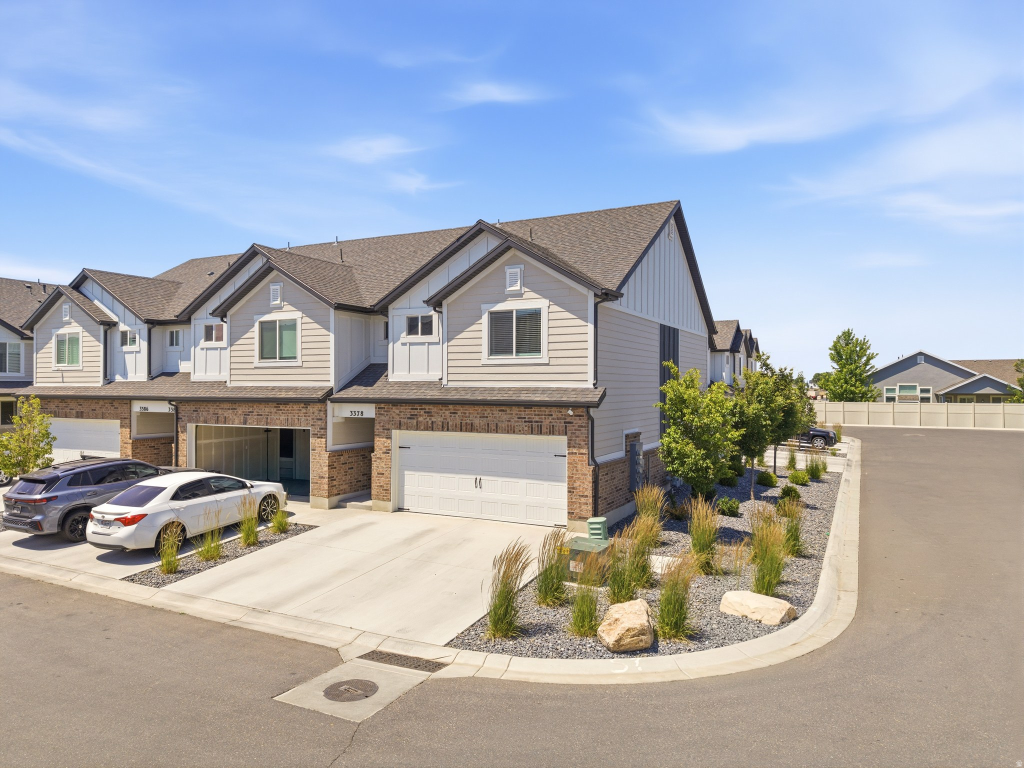 ELLIES LANDING - Residential