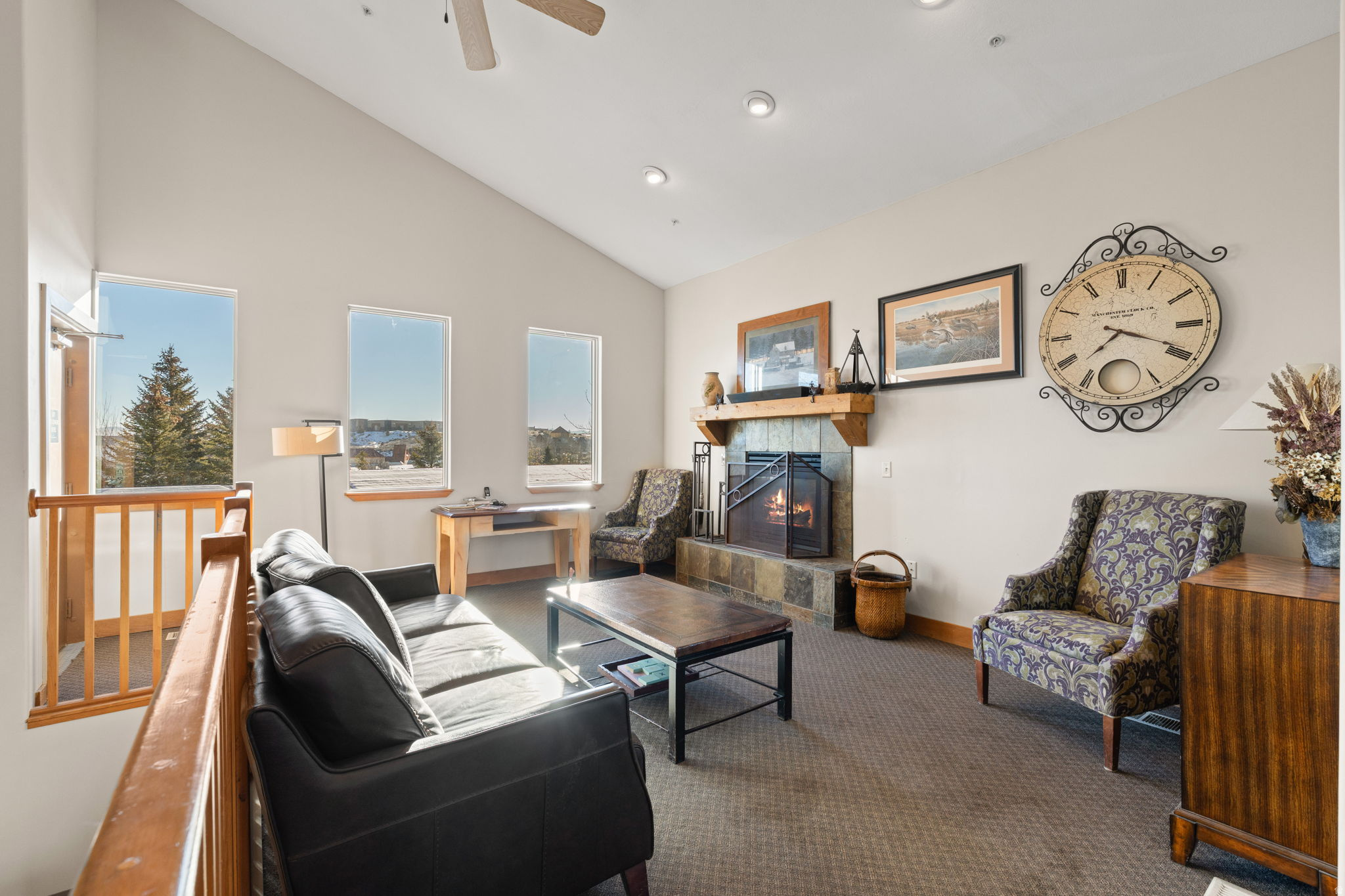 CRESTVIEW - Residential