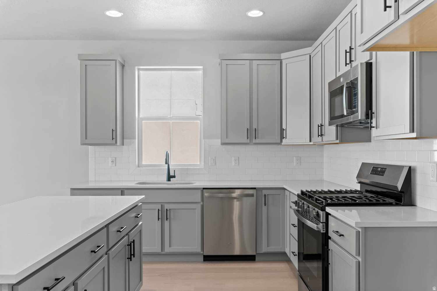 LEGACY PARK COLLECTION 306 - Residential