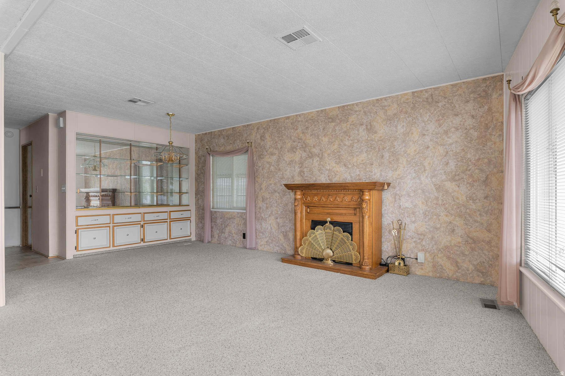 ALTA VIEW ESTATES - Residential
