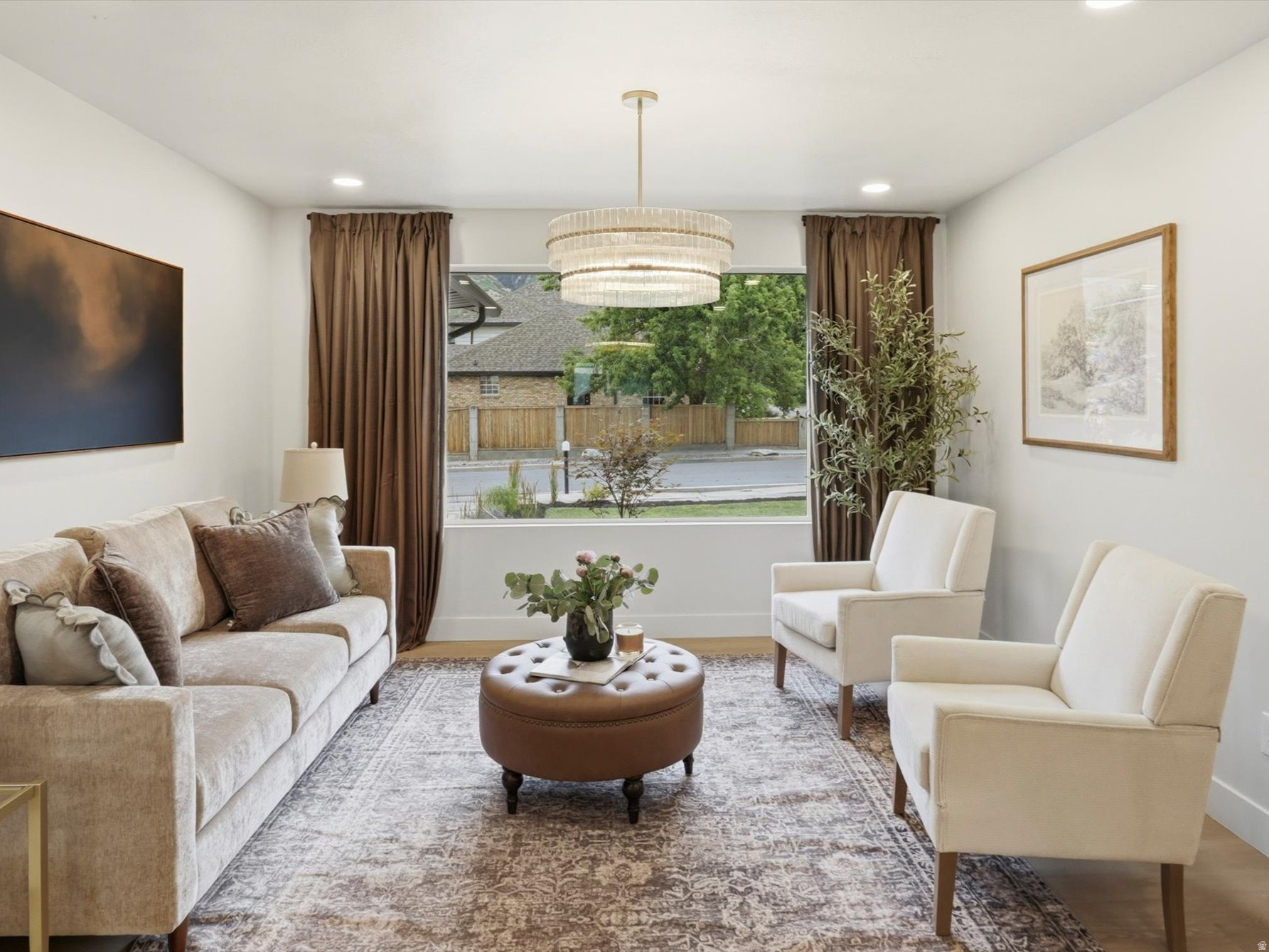 ALTA HILLS - Residential