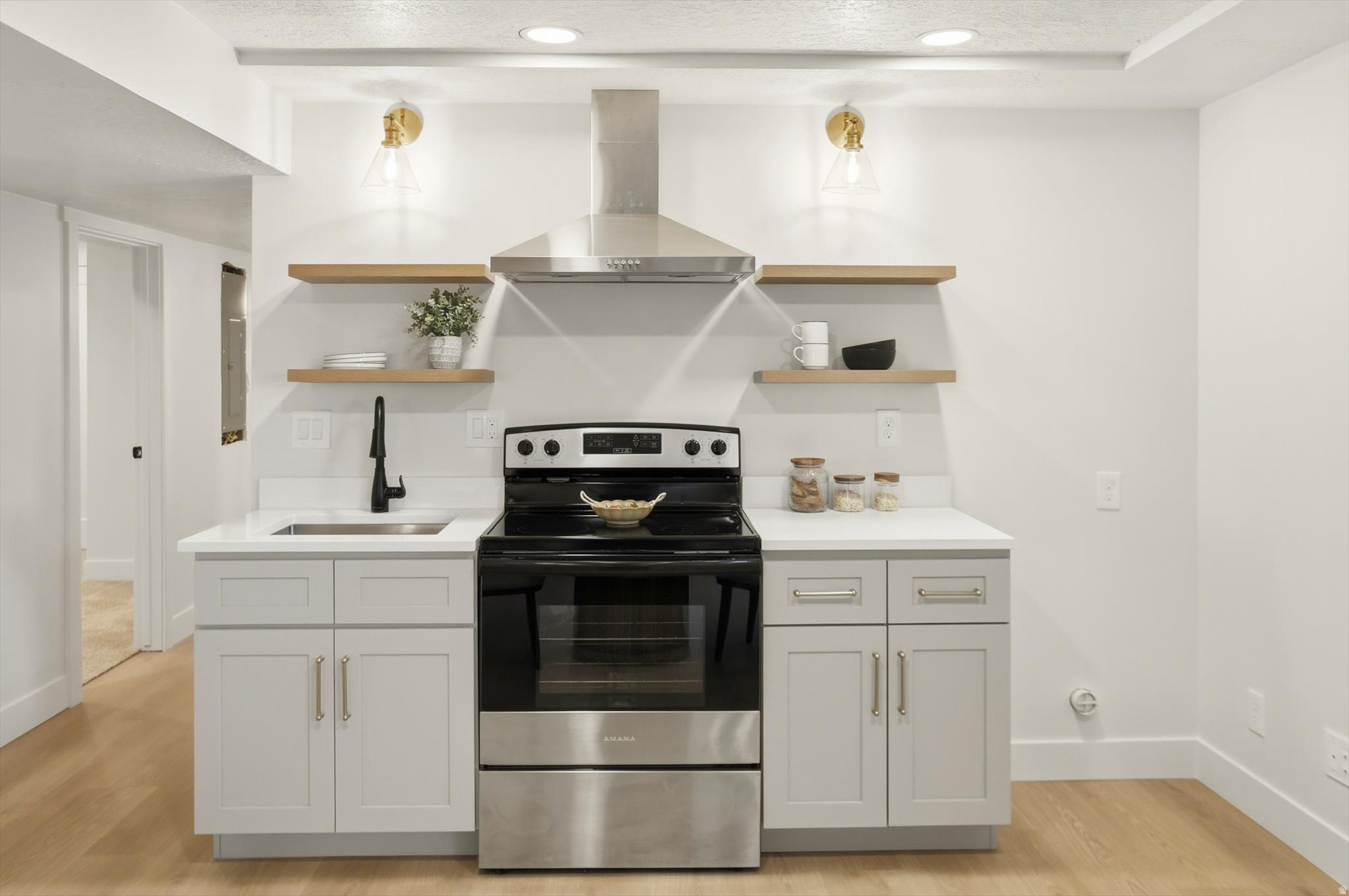 ALTA HILLS - Residential
