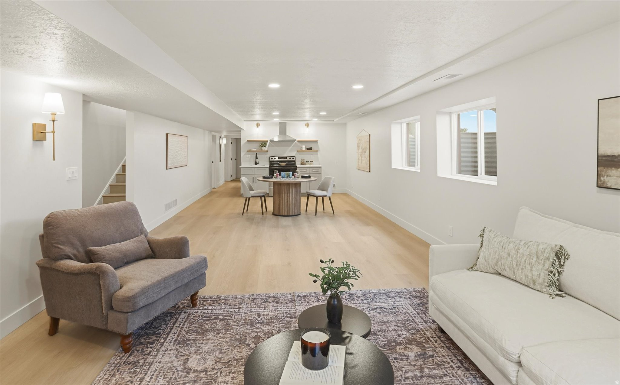 ALTA HILLS - Residential