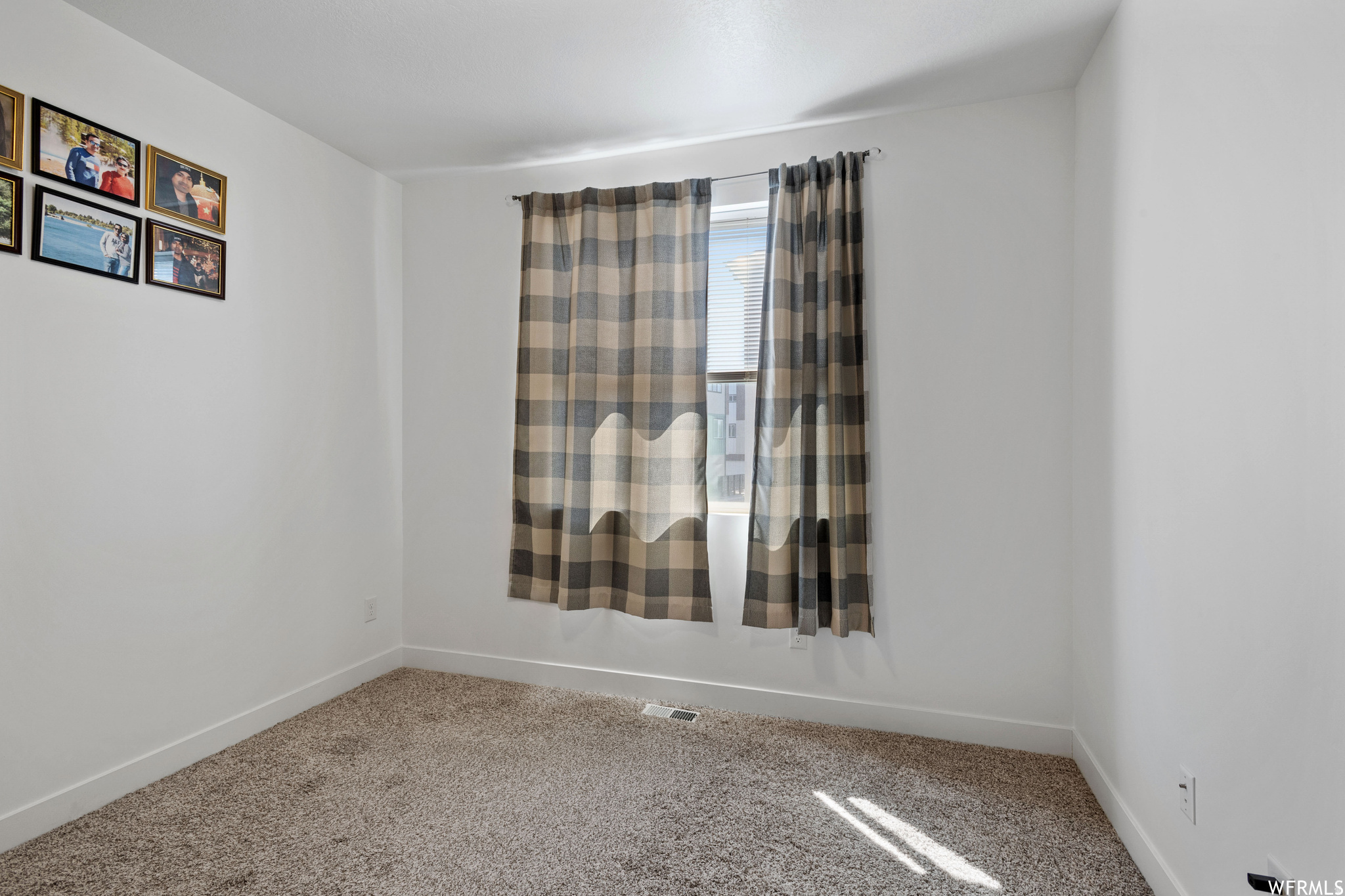 PRINCETON TERRACE - Residential Lease
