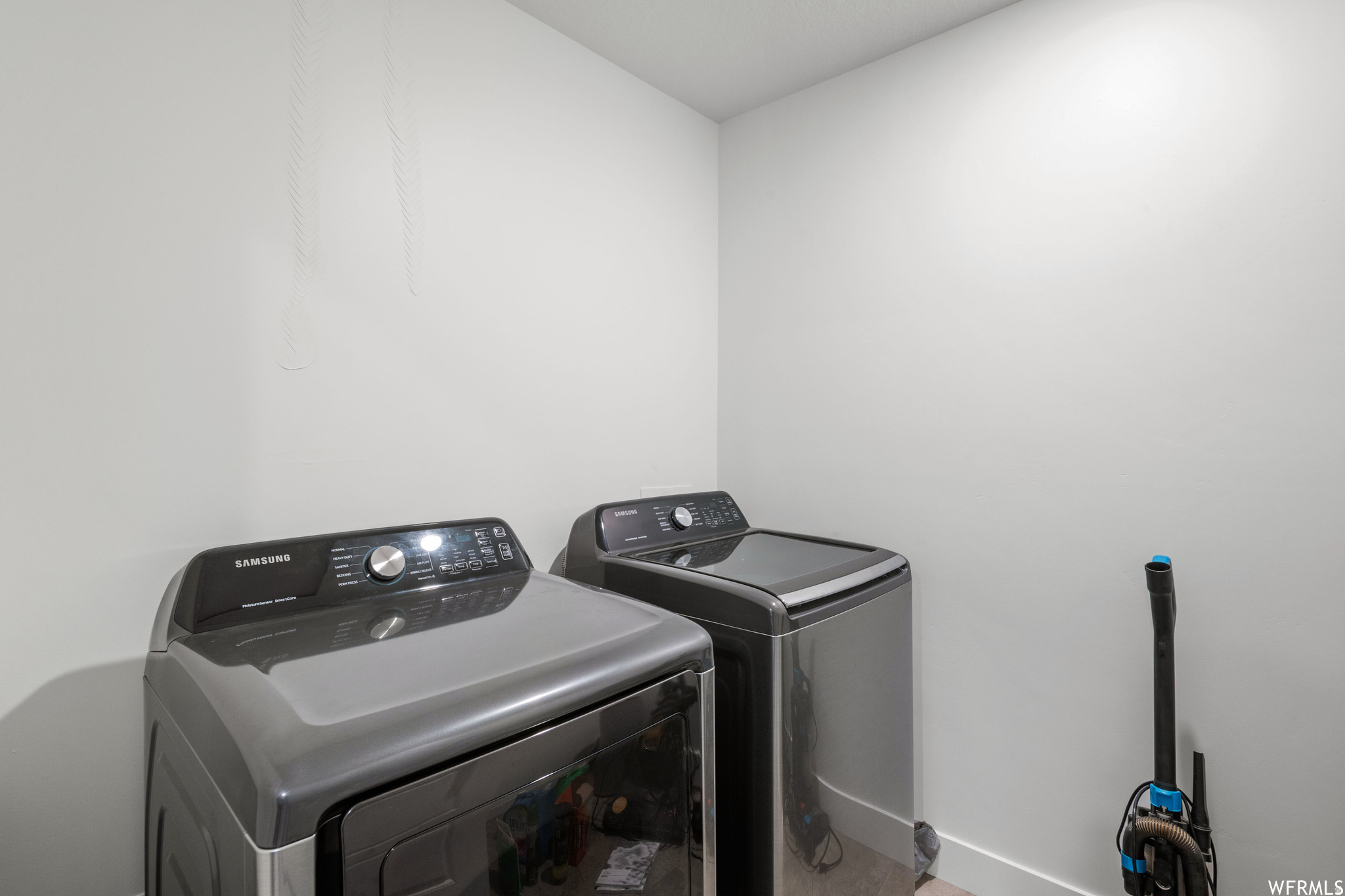 PRINCETON TERRACE - Residential Lease