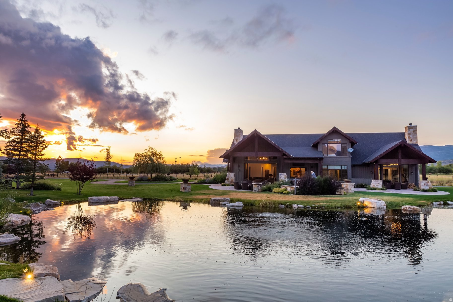 OAKLEY - Residential