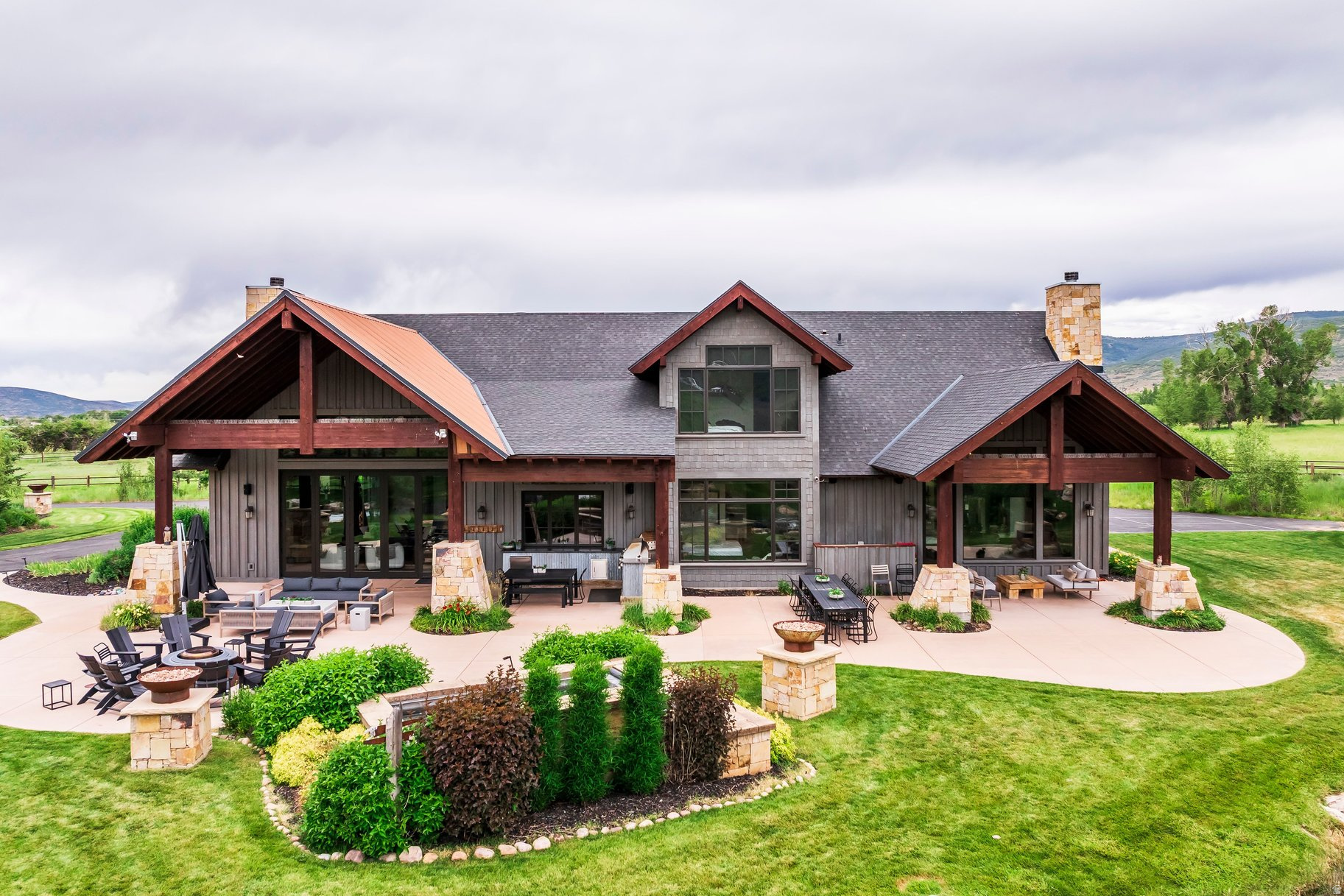 OAKLEY - Residential