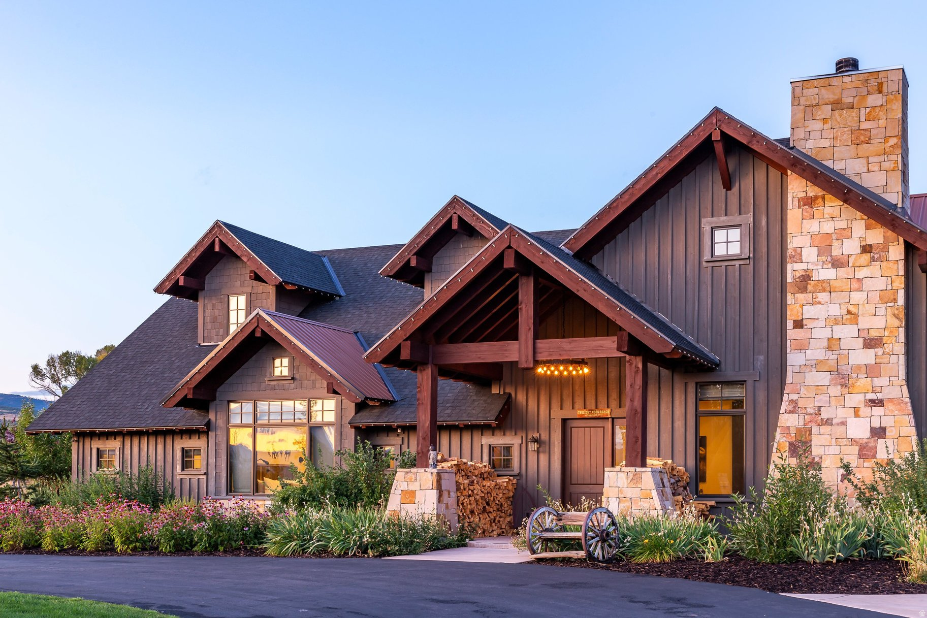 OAKLEY - Residential