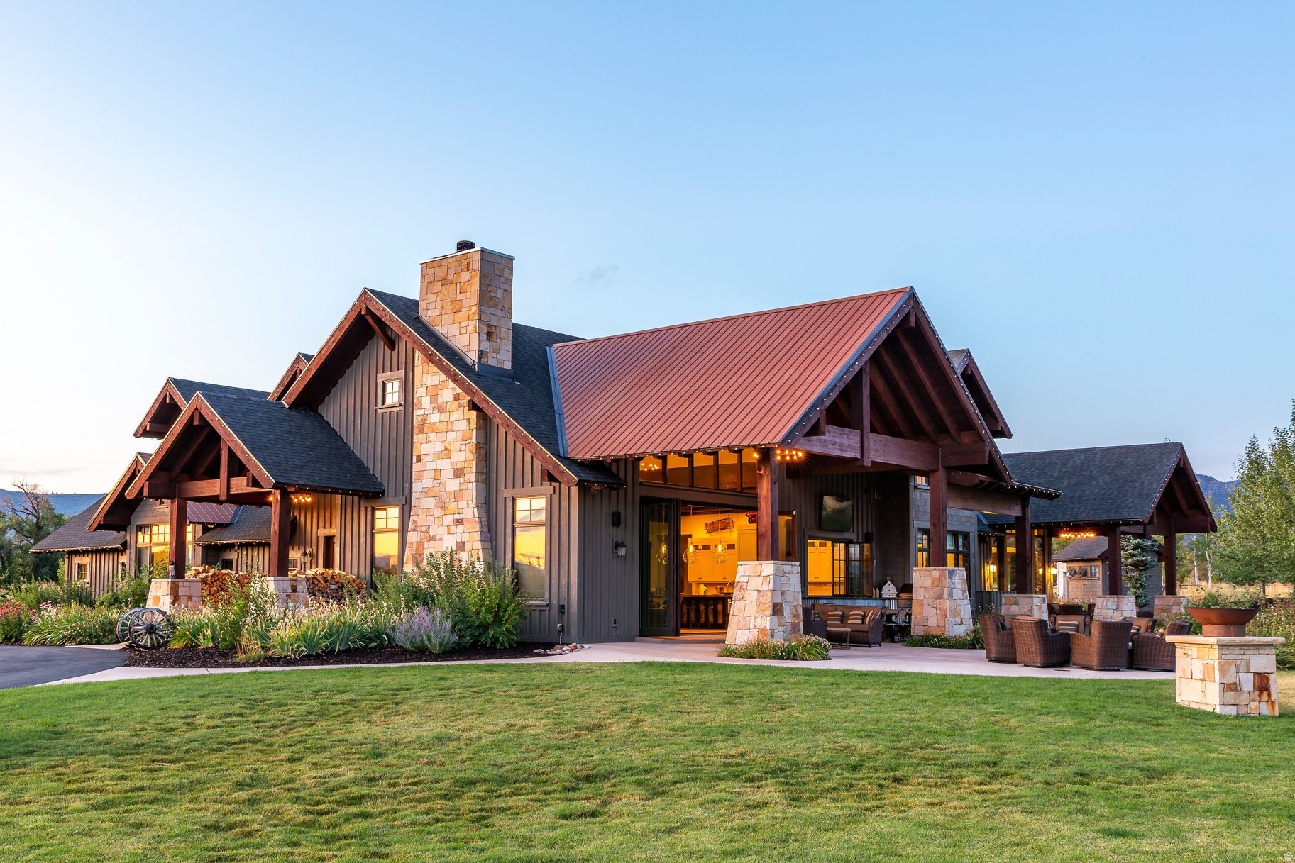 OAKLEY - Residential
