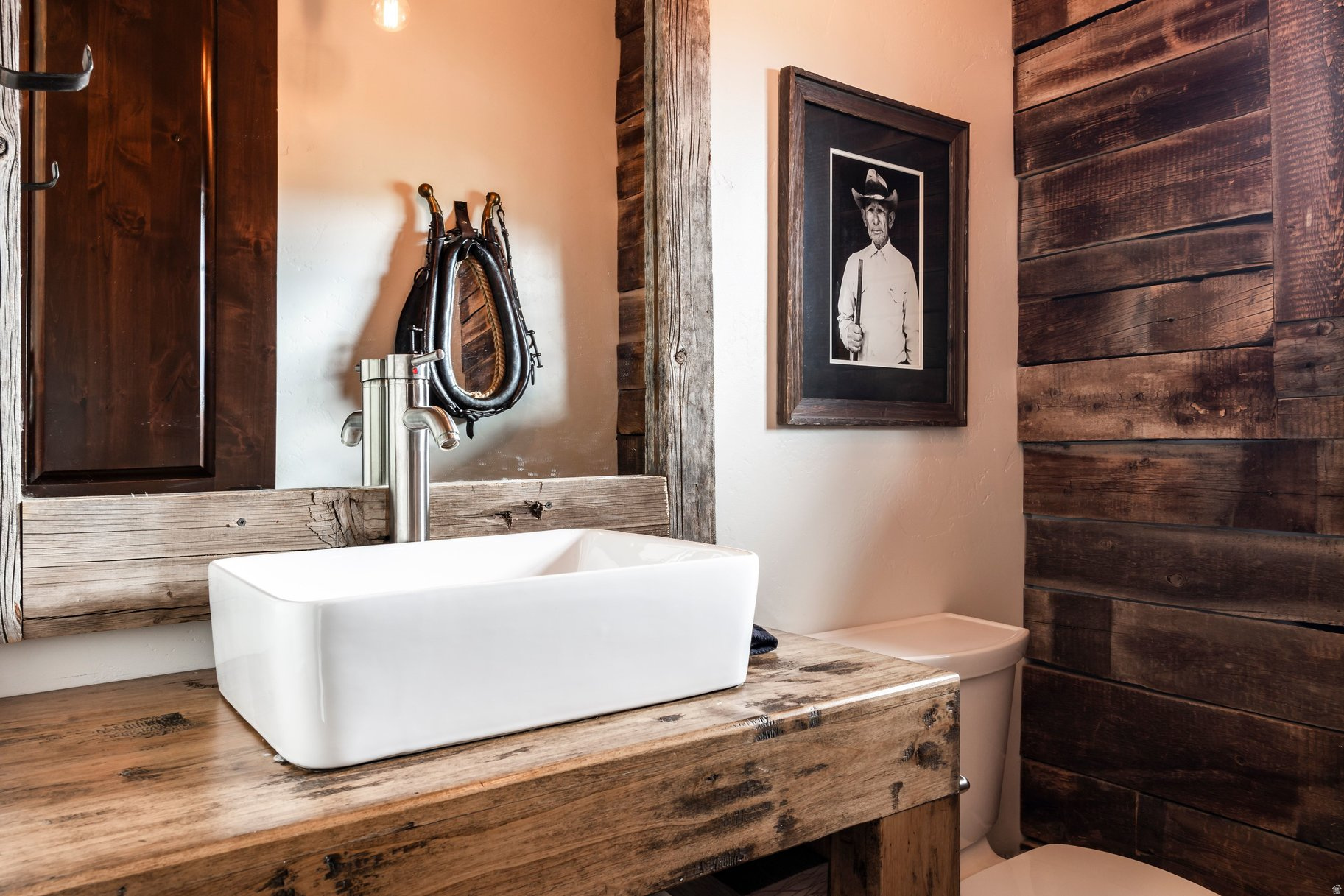 OAKLEY - Residential