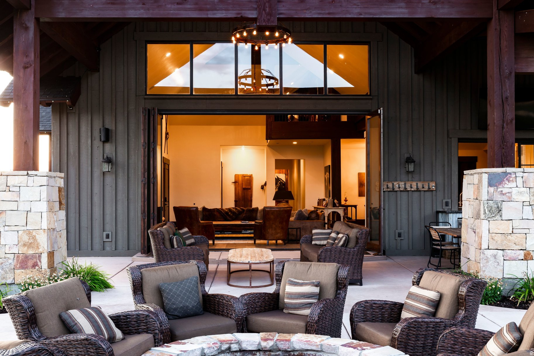 OAKLEY - Residential