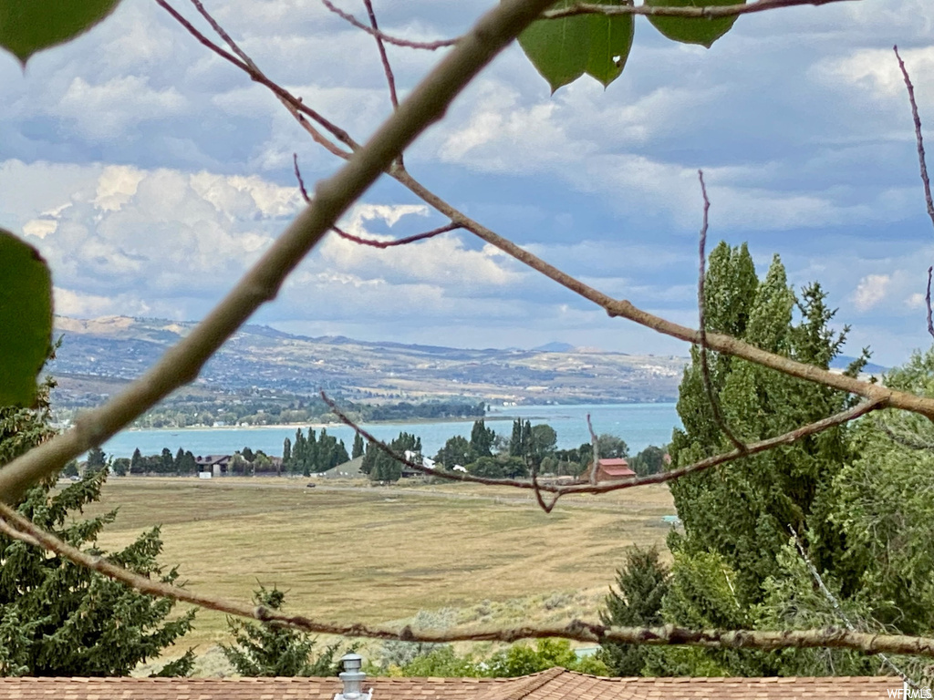 SWEETWATER RIDGE - Residential