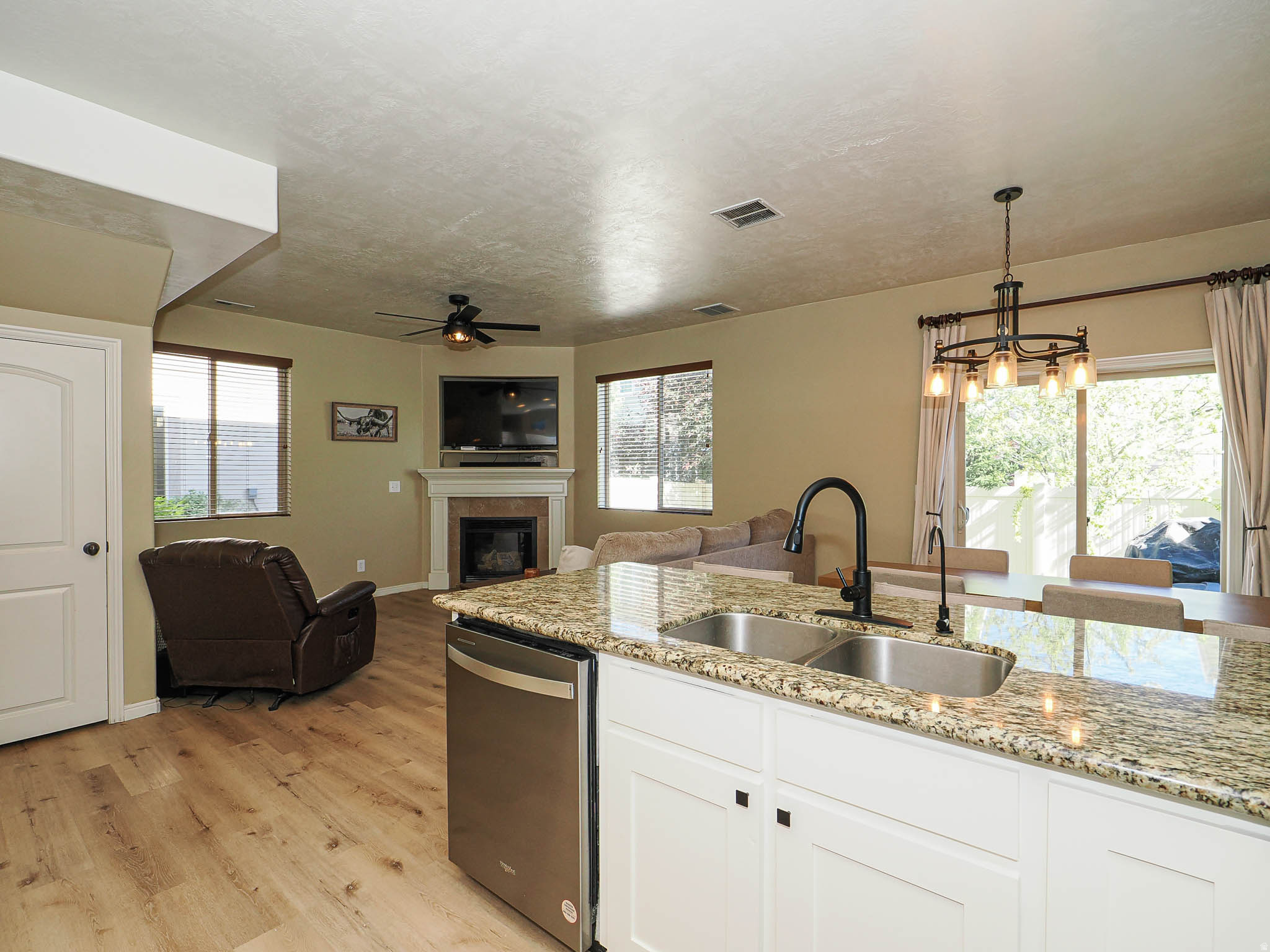 PARK VIEW AT RIVERWALK - Residential