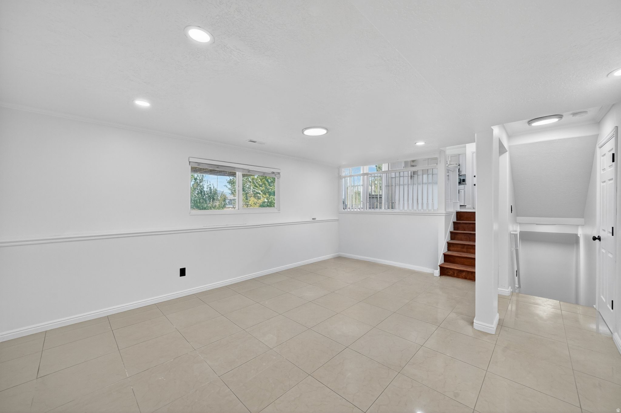 SUNSET ESTATES - Residential
