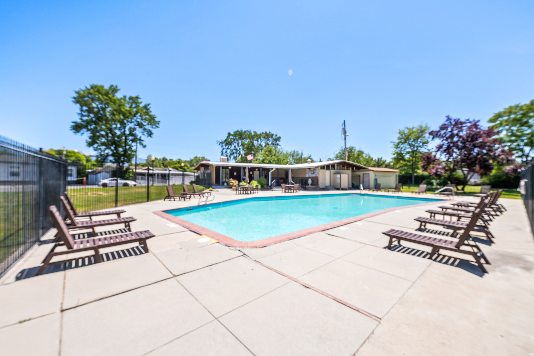 COTTONWOOD COVES - Residential