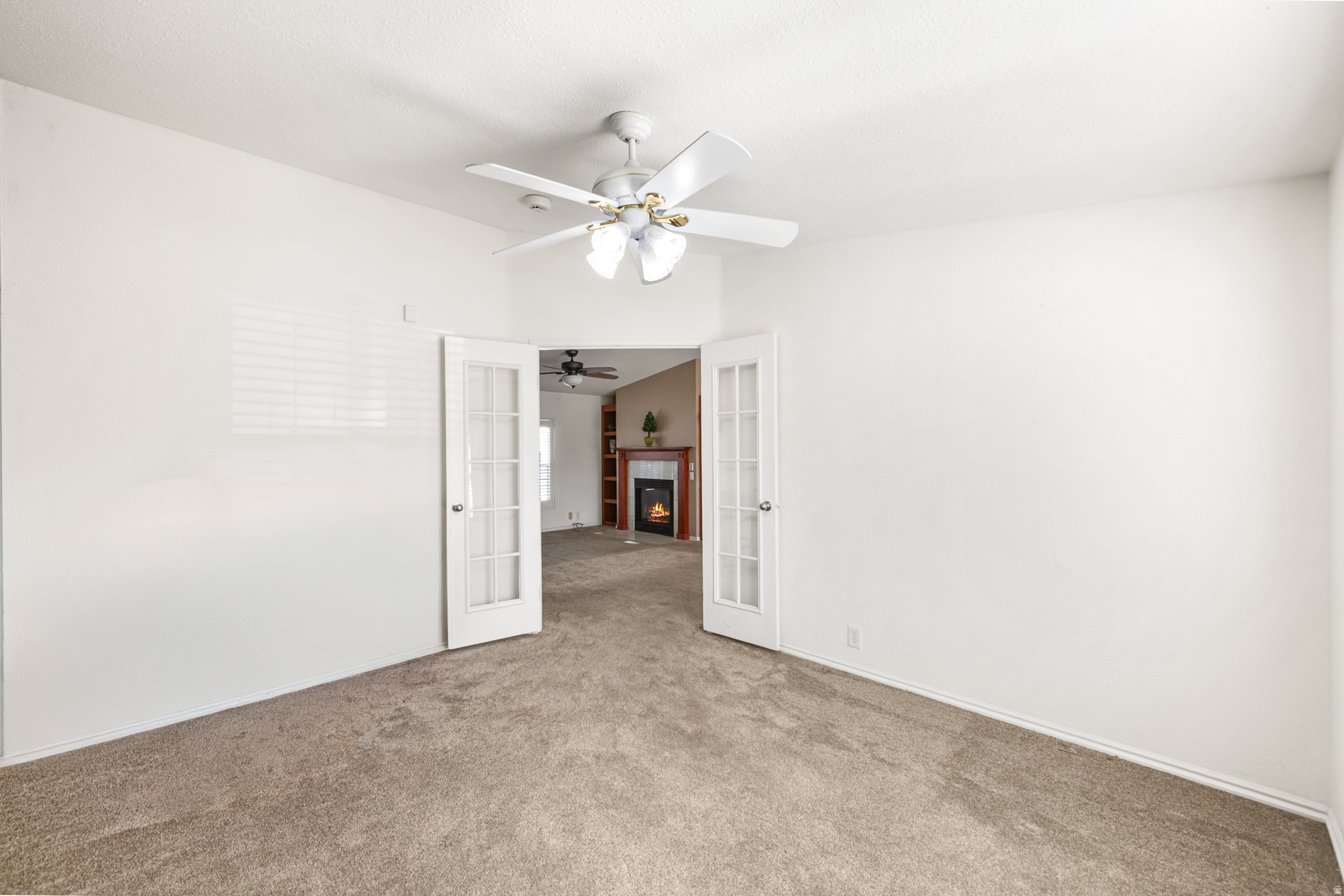 COTTONWOOD COVES - Residential