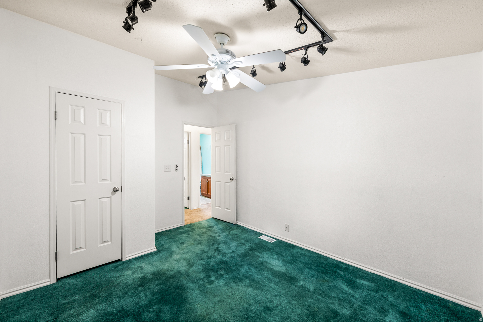 COTTONWOOD COVES - Residential