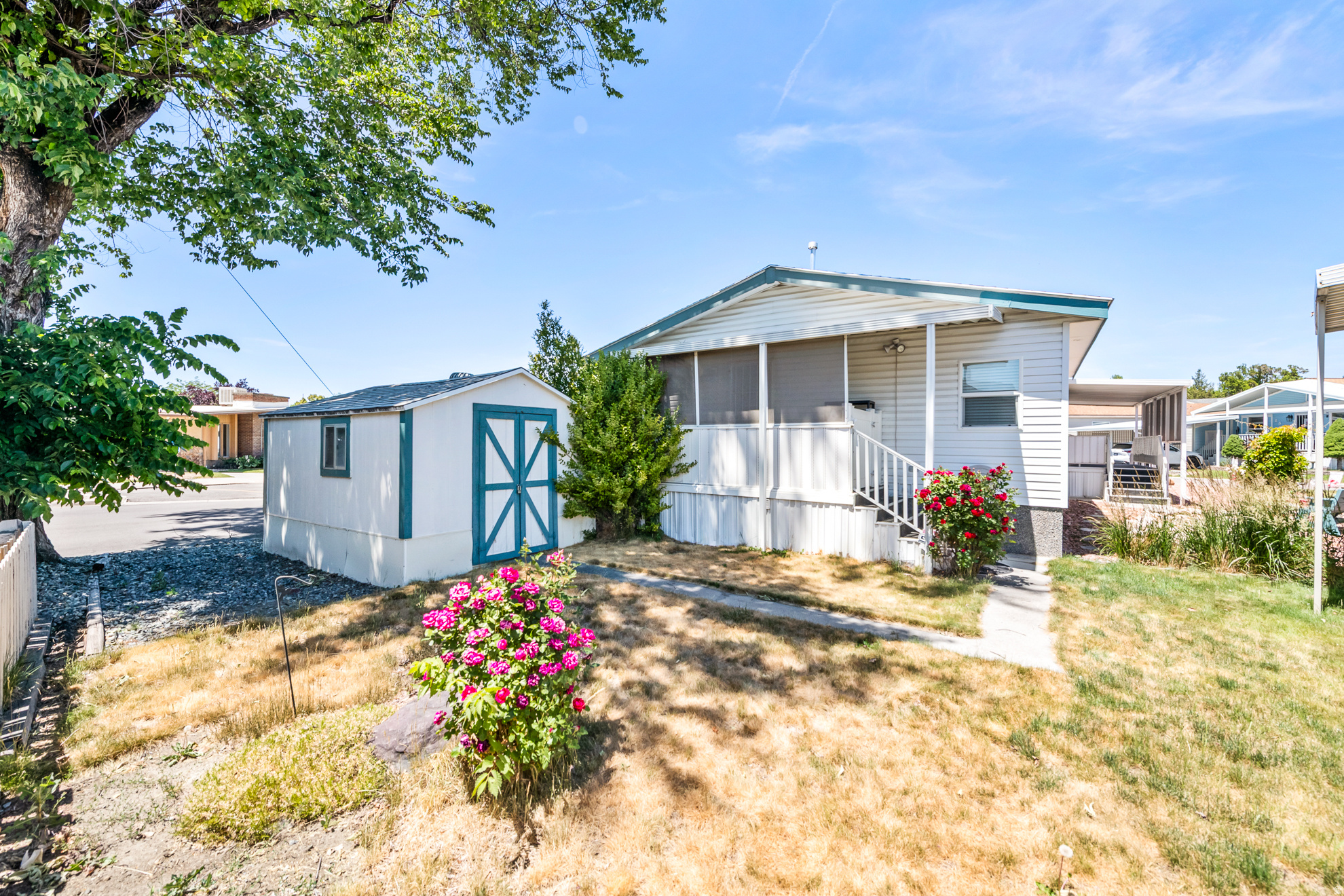 COTTONWOOD COVES - Residential