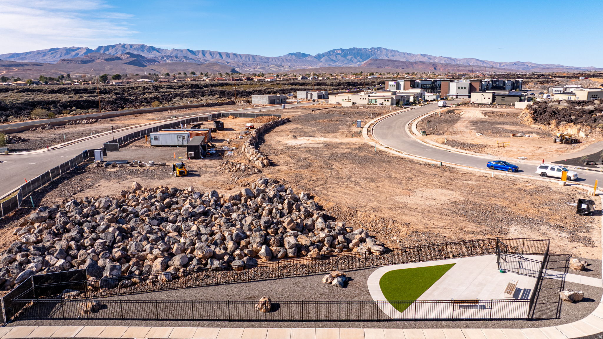 POINTS AT SNOW CANYON - Residential