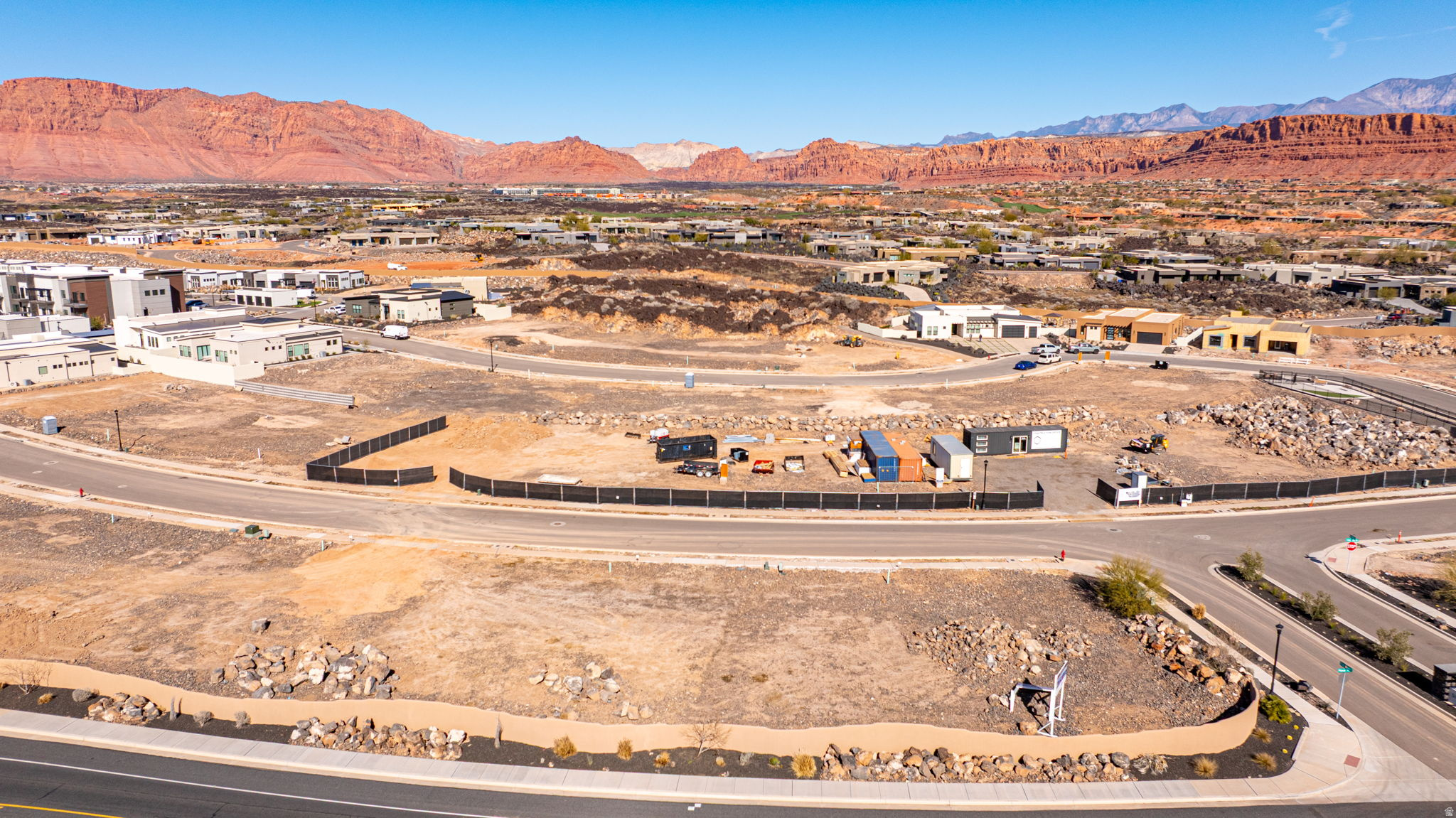 POINTS AT SNOW CANYON - Residential