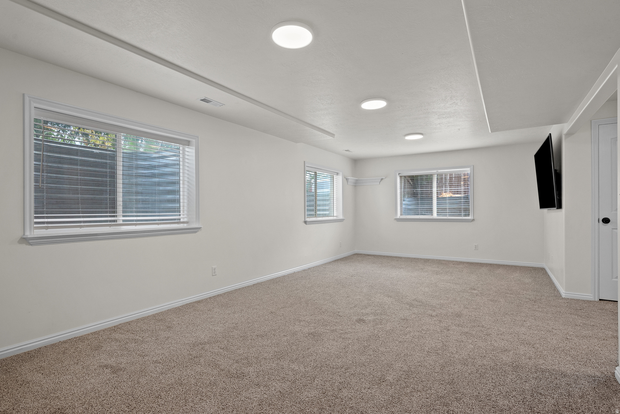 FOOTHILLS - Residential
