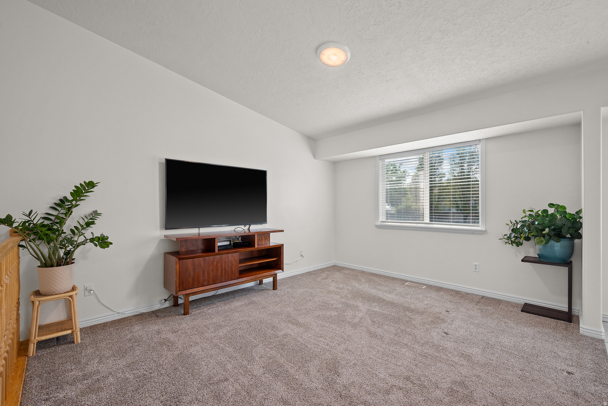 FOOTHILLS - Residential