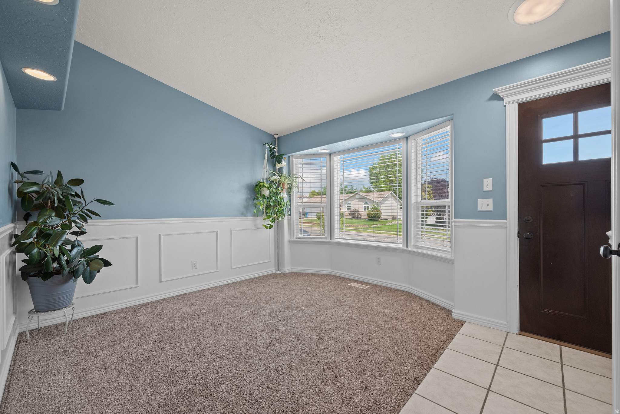 FOOTHILLS - Residential