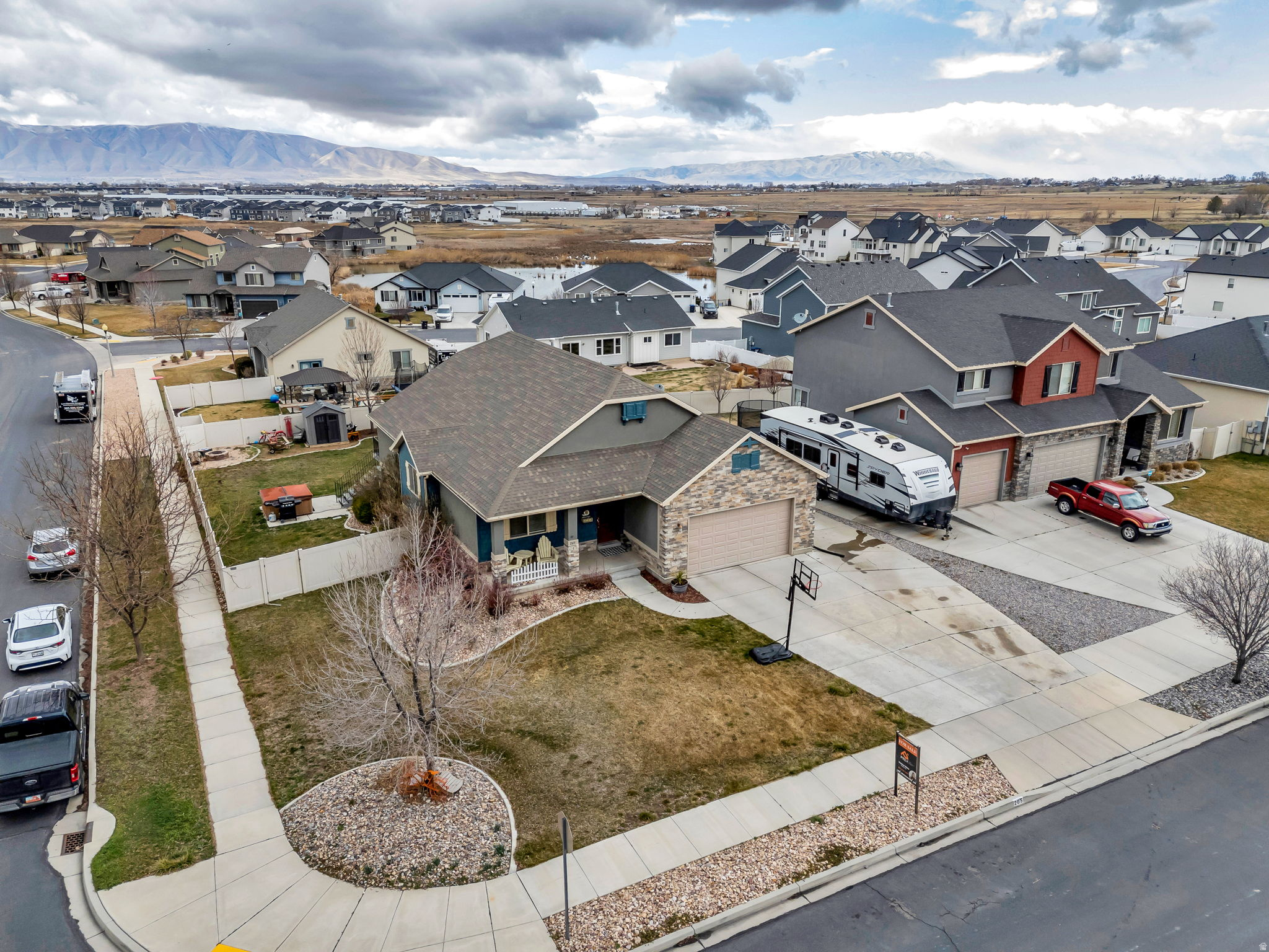 SALEM PARK - Residential