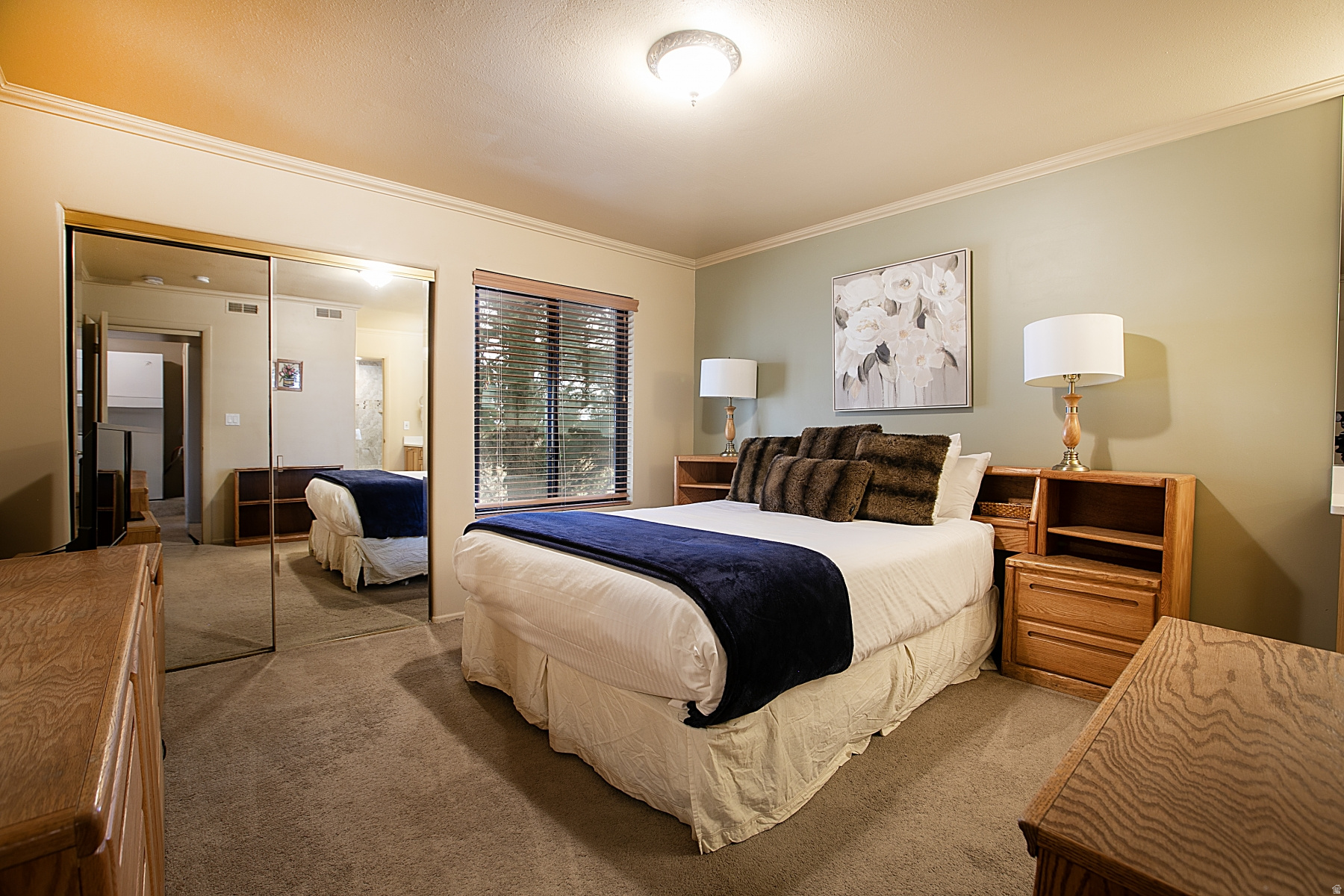 PARK WEST / HIDDEN CREEK - Residential