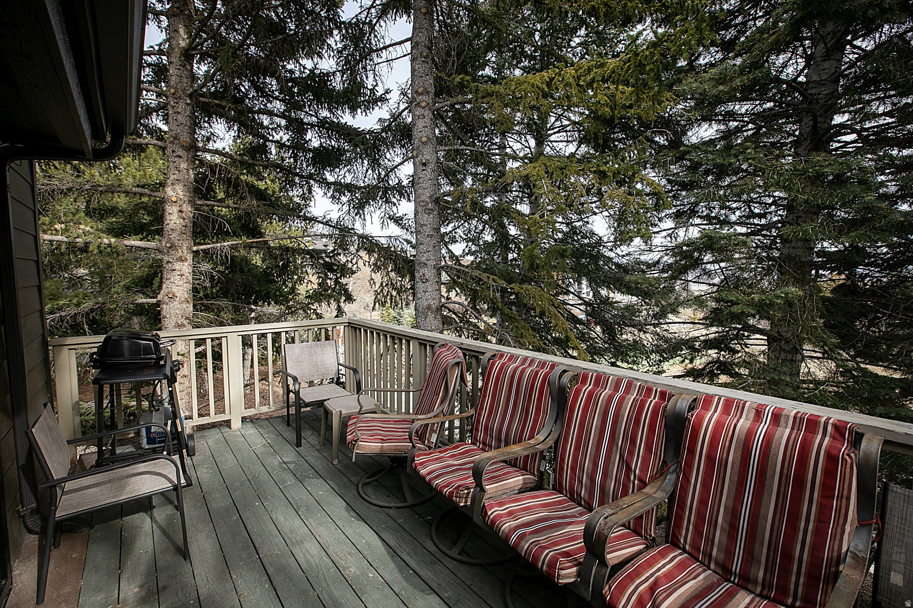 PARK WEST / HIDDEN CREEK - Residential