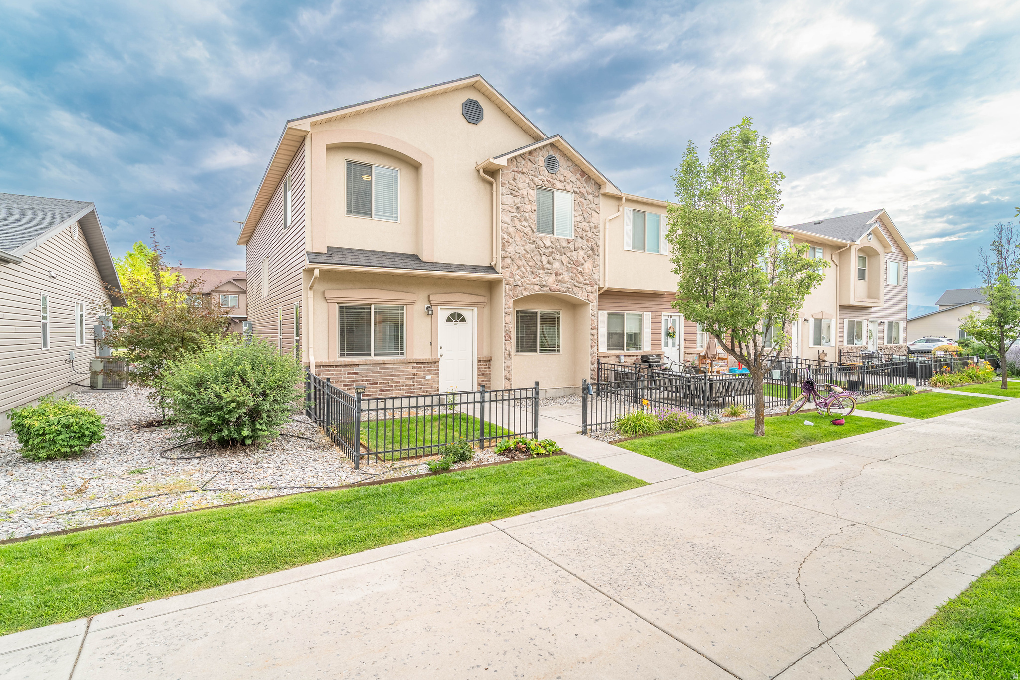 BRIDGERLAND MEADOWS - Residential