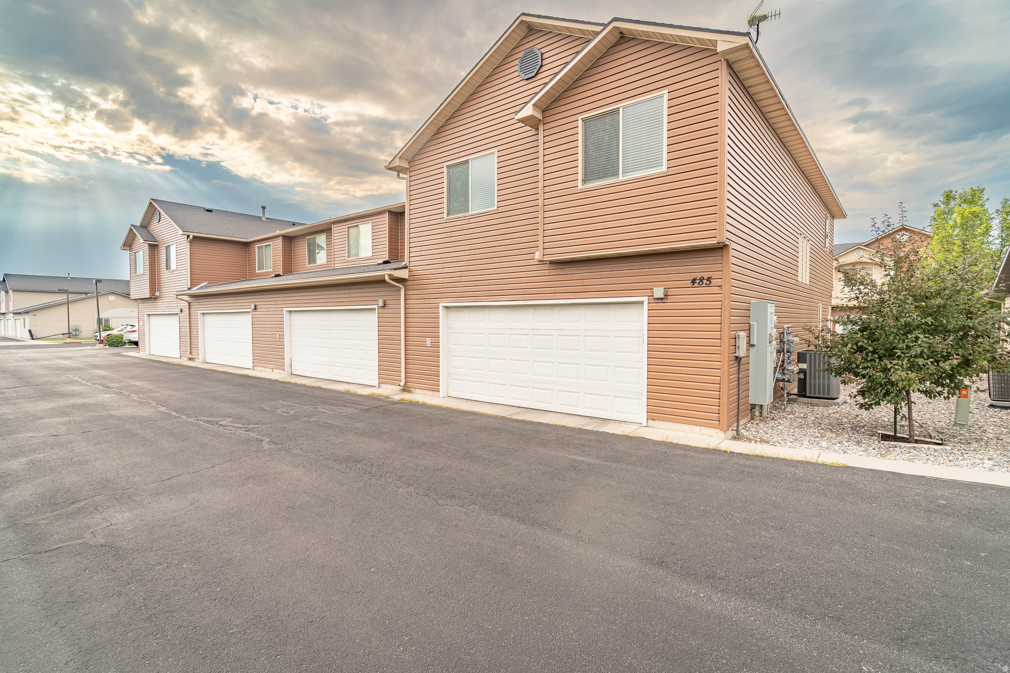 BRIDGERLAND MEADOWS - Residential